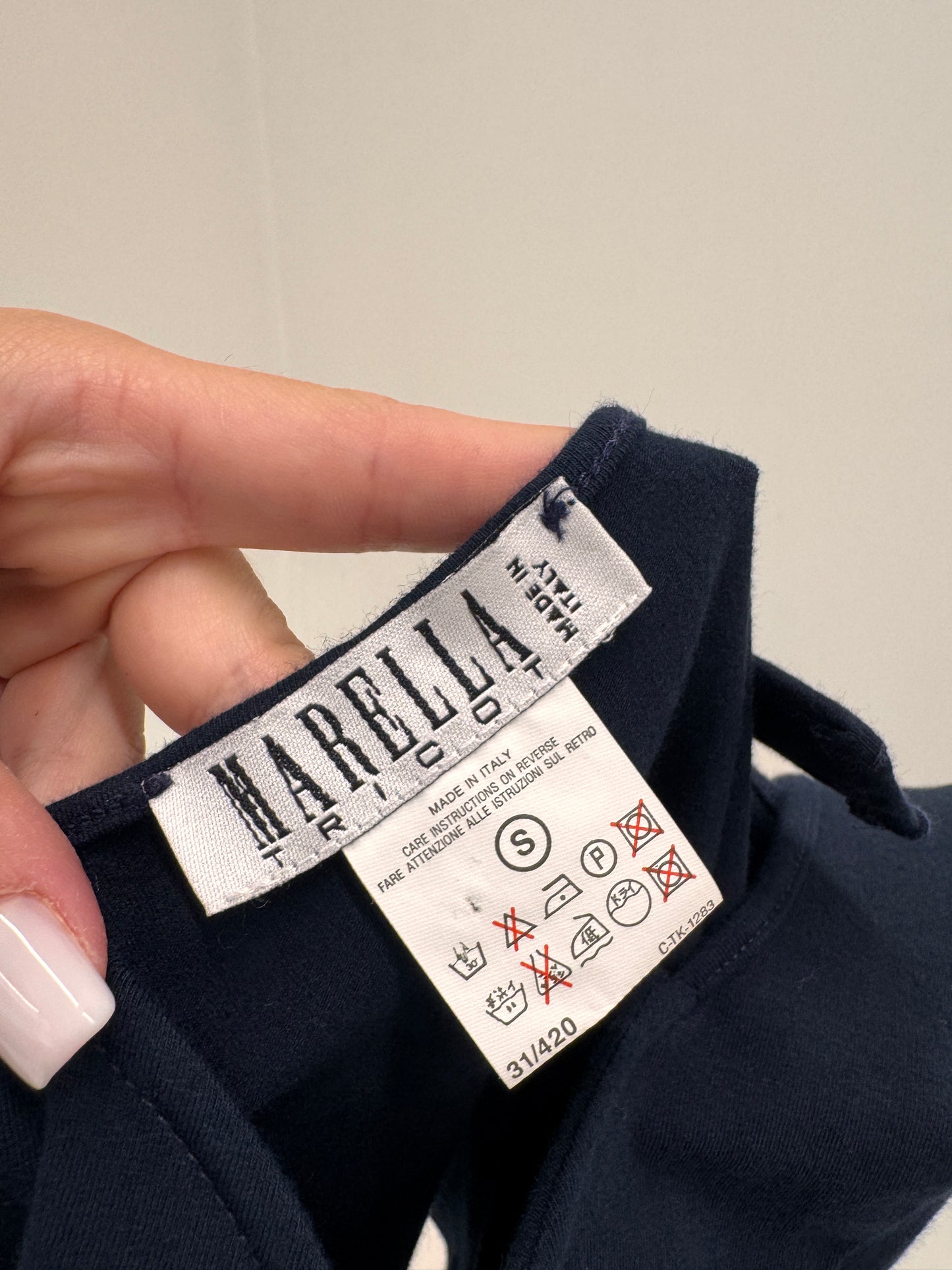 Top Navy Marella by Max Mara ultra modelator cu intaritura la bust