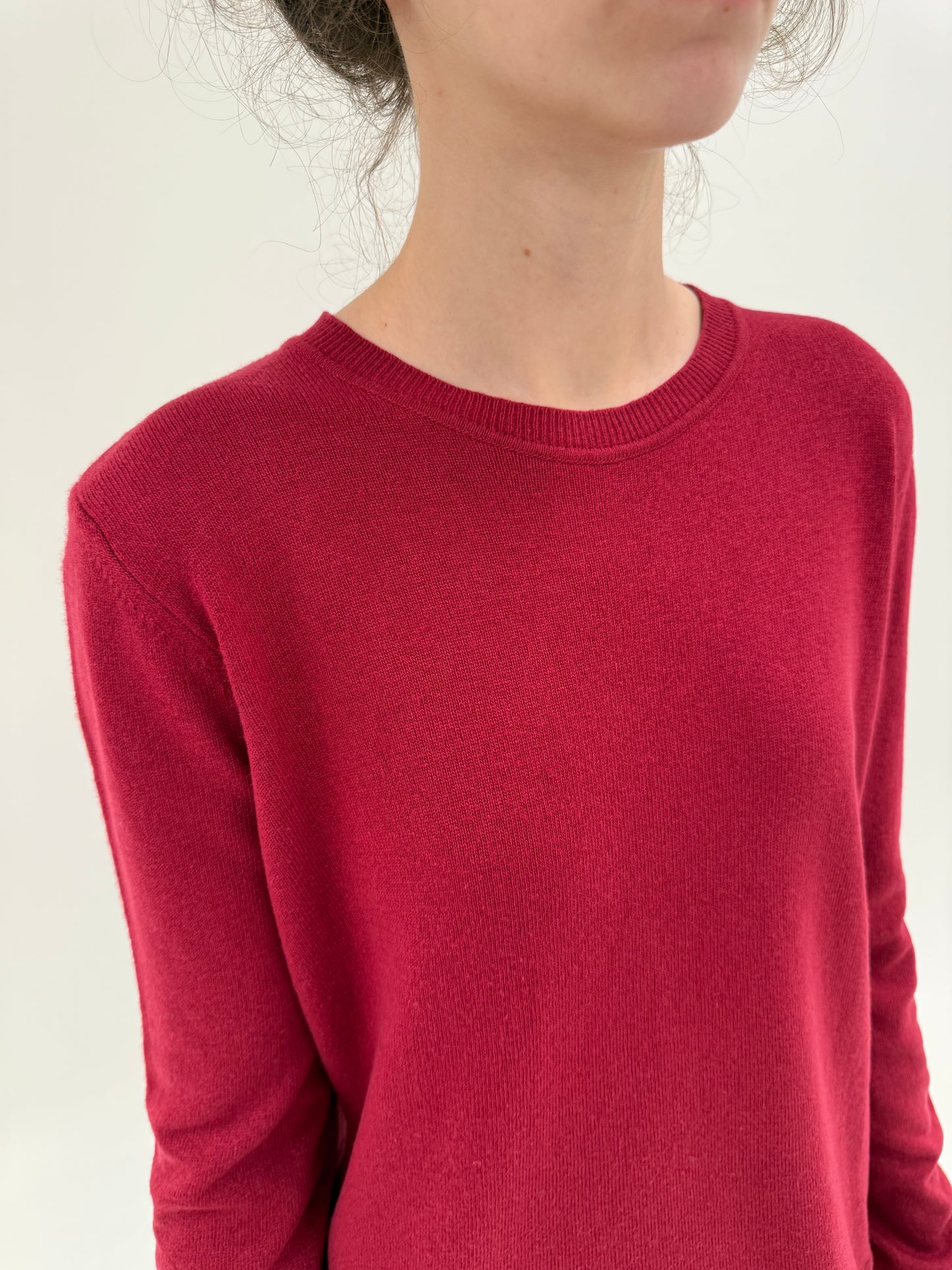 Pulover italian dark cherry red crew neck din lana merino extrafina