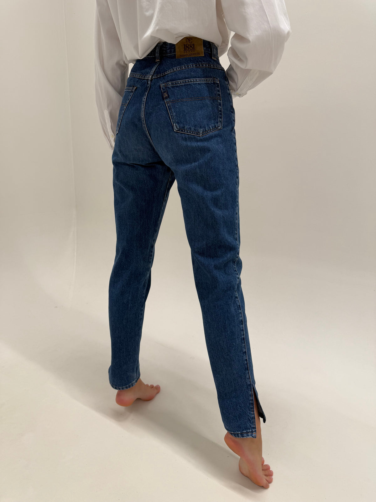 Jeans tall luxury Cerutti din denim gros de bumbac indigo wash mom fit