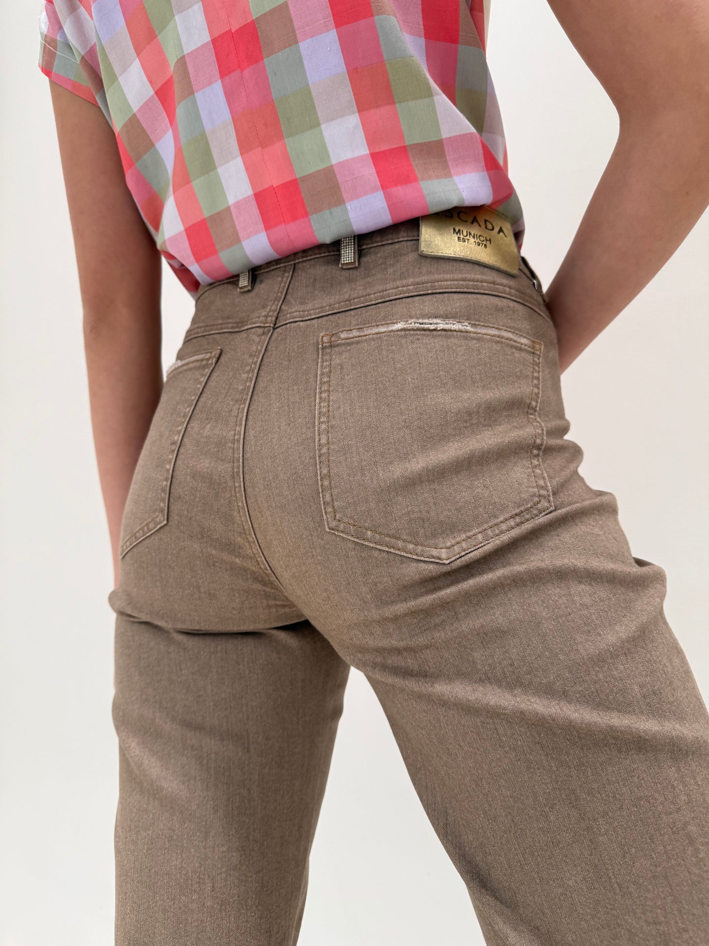 Pantaloni Escada de vară care au lait din bumbac modelator tall