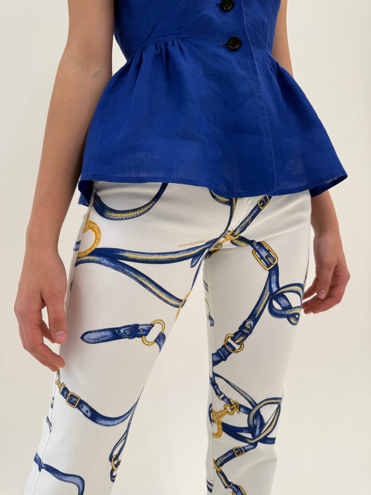 Pantaloni vintage luxury Rocco Barocco statement de vară cu print baroc