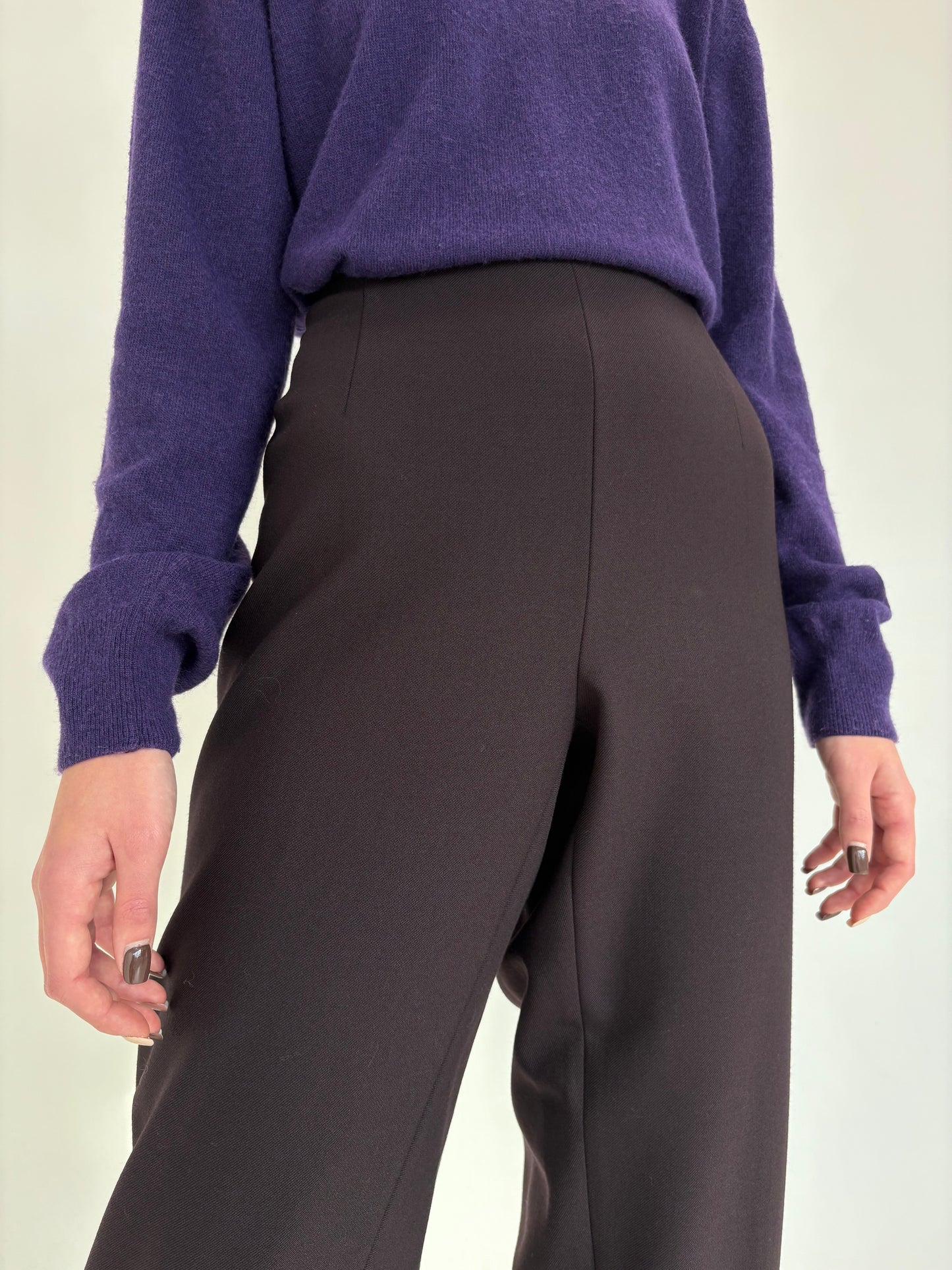 Pantaloni dark violet de brand luxury plus size Elena Miro în croi țigaretă