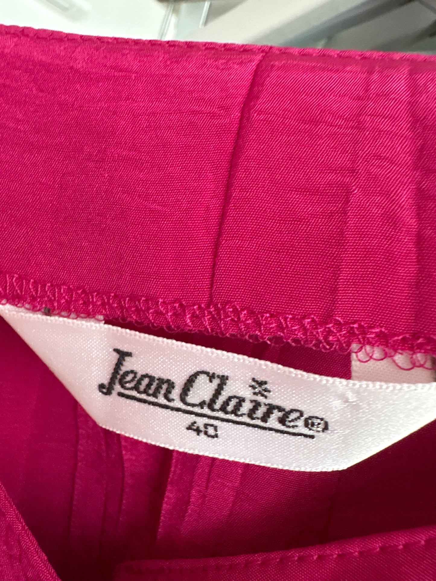 Set vintage în croi elaborat fucsia cu talie ultra marcată și fustă în petale