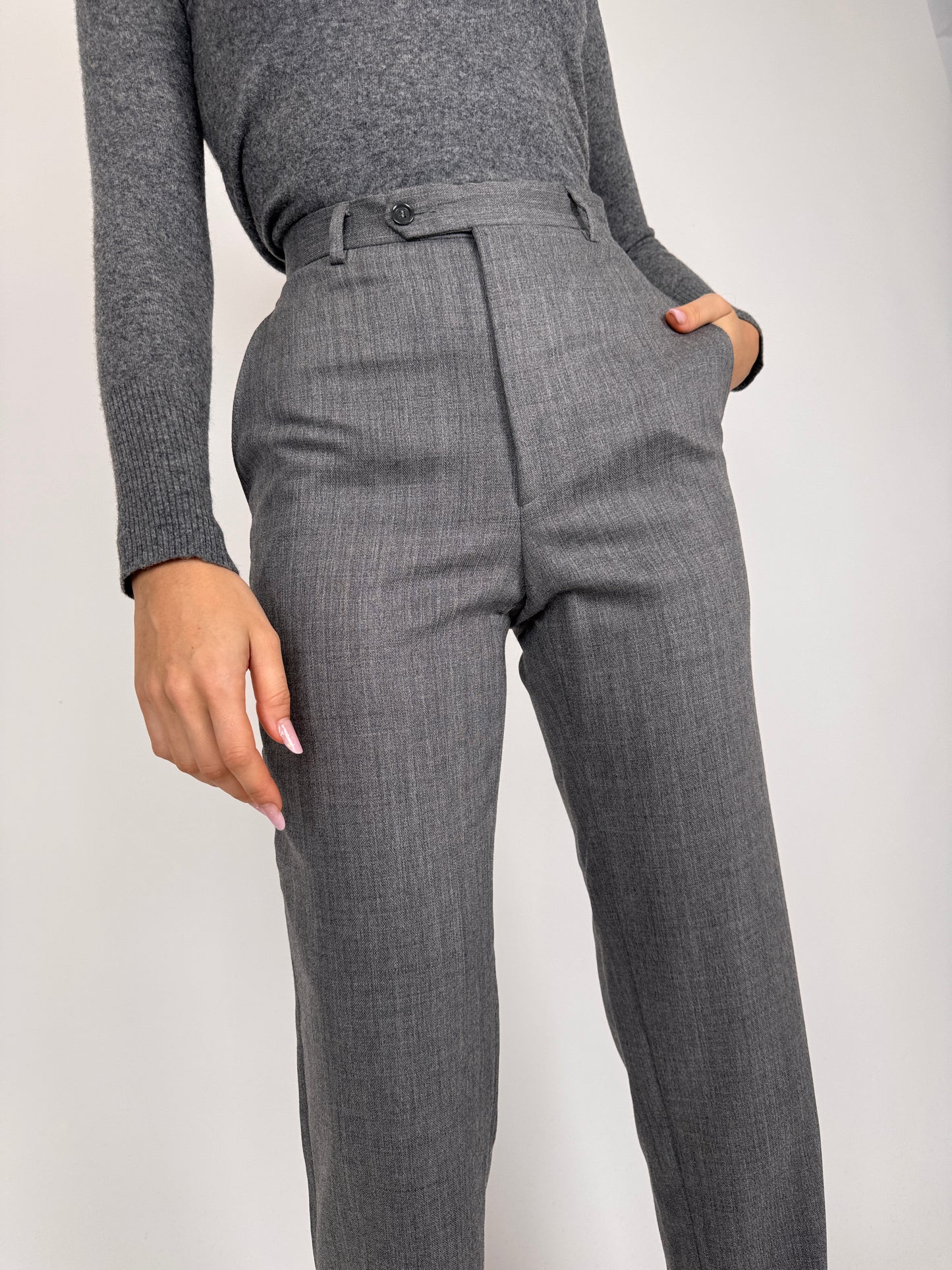 Pantaloni steel gray tall din lana plină extrafina cu manșetă