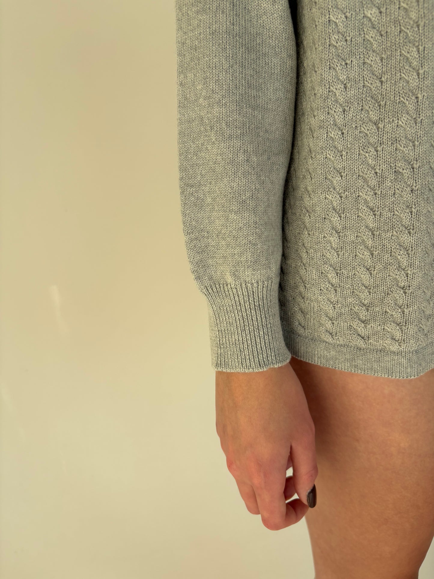 Cardigan cu torsade silver gray din lana merino extrafina de gramaj mare