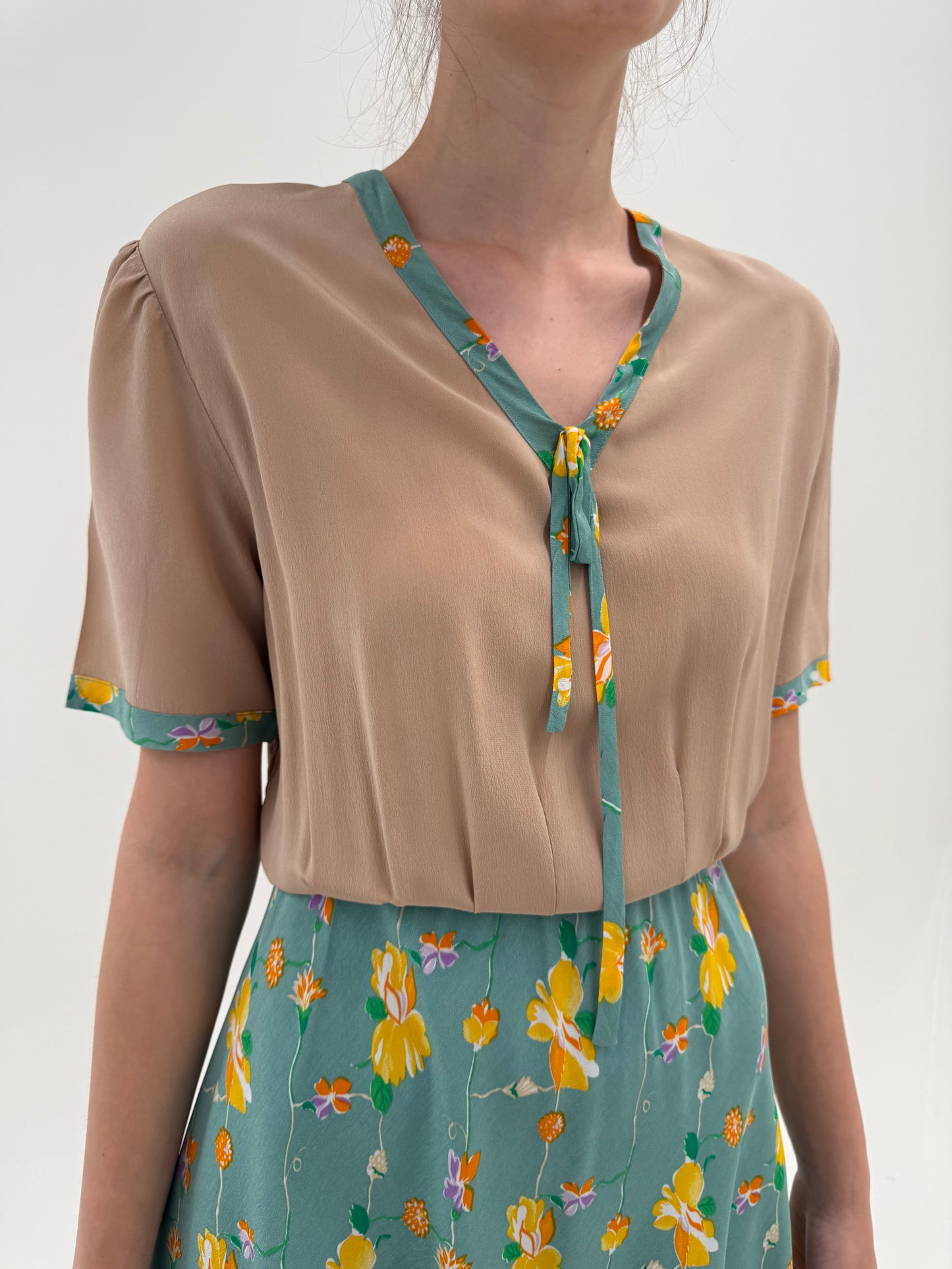 Rochie vintage din mătase naturală cu talie ultra înaltă elastică