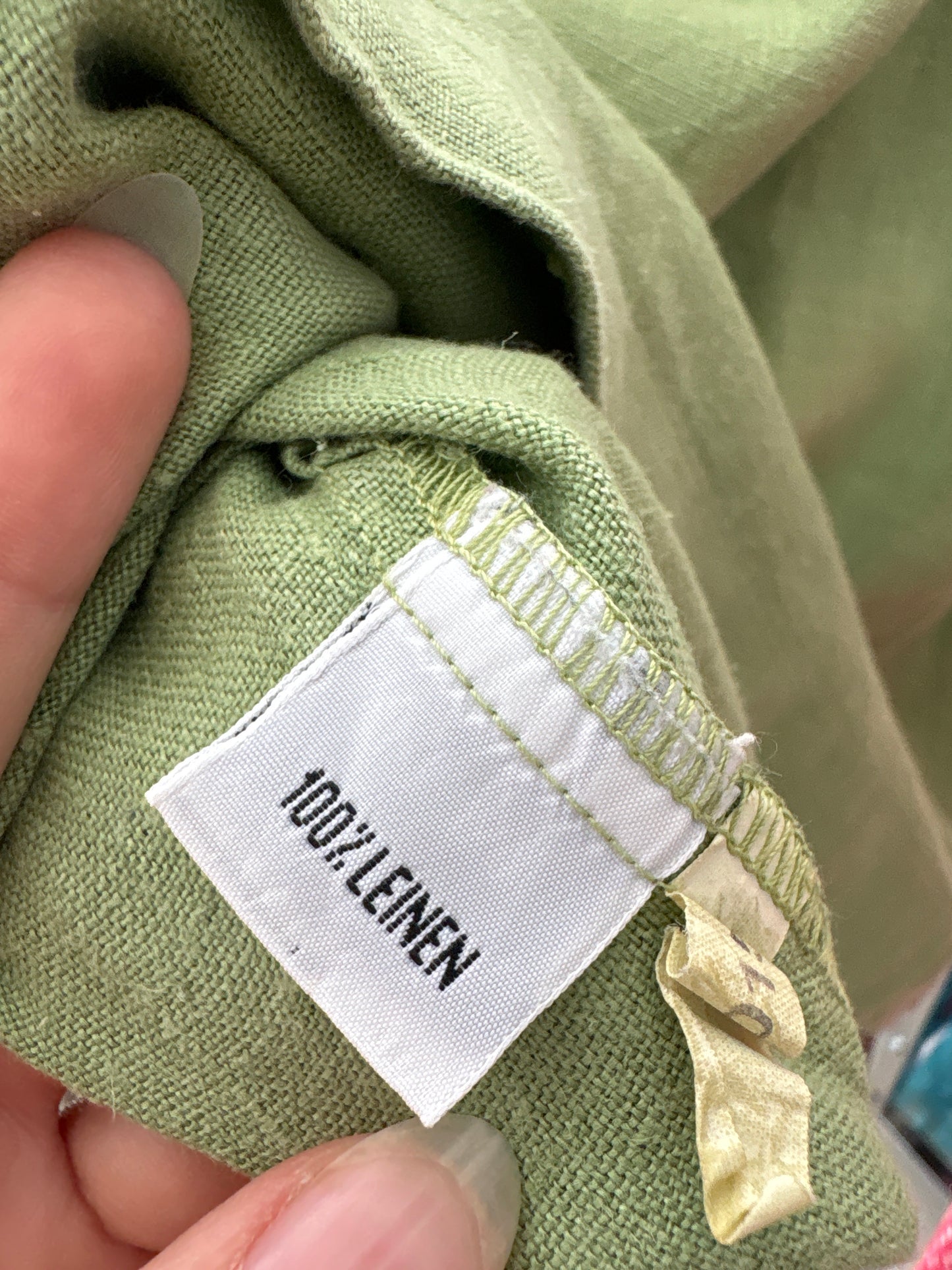 Top minimalist din panza de in verde pal