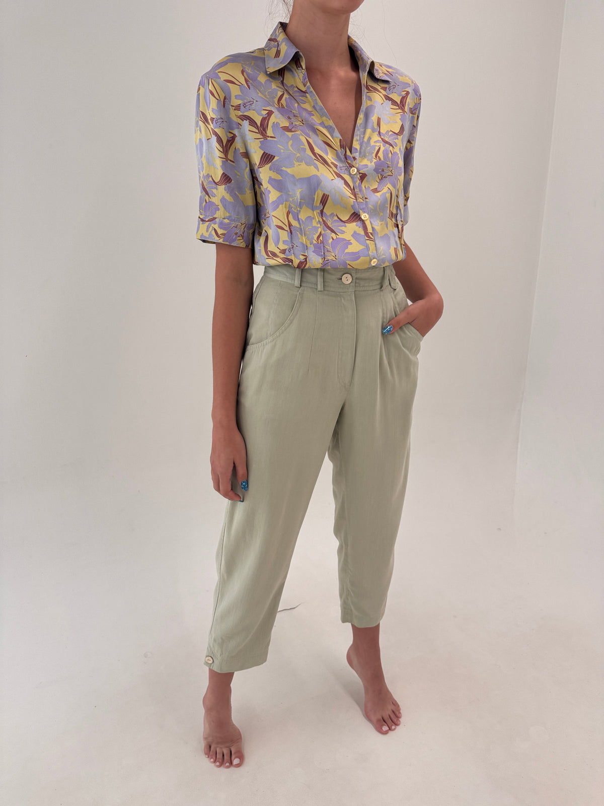 Pantaloni mom fit Sage green vintage cu talie ultra înaltă marcată