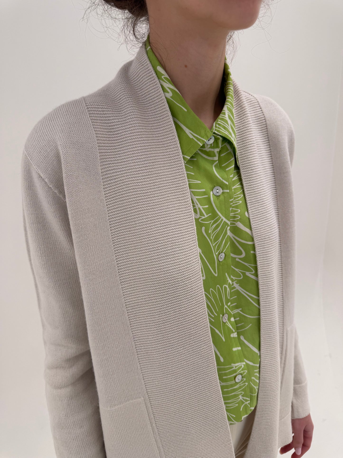 Cardigan nou italian off white din lana merino extrafina