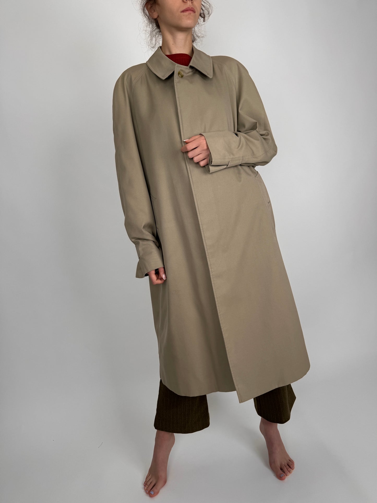 Trench Burberry vintage pt persoane înalte