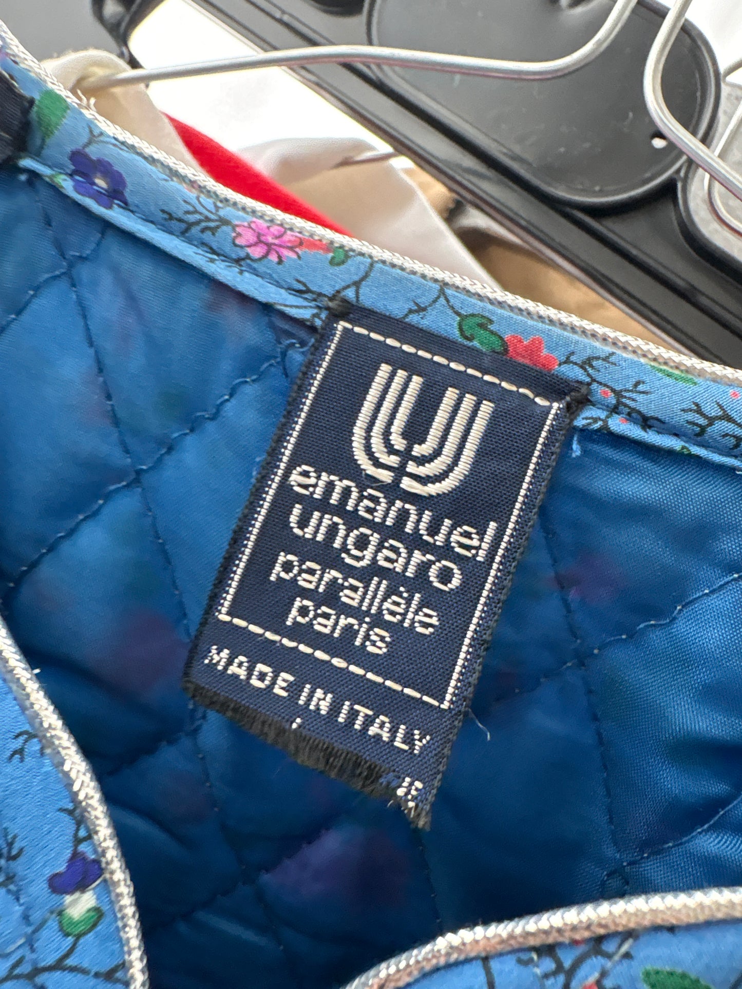 Jacheta vintage Ungaro din matlase de mătase naturală albastru ciel