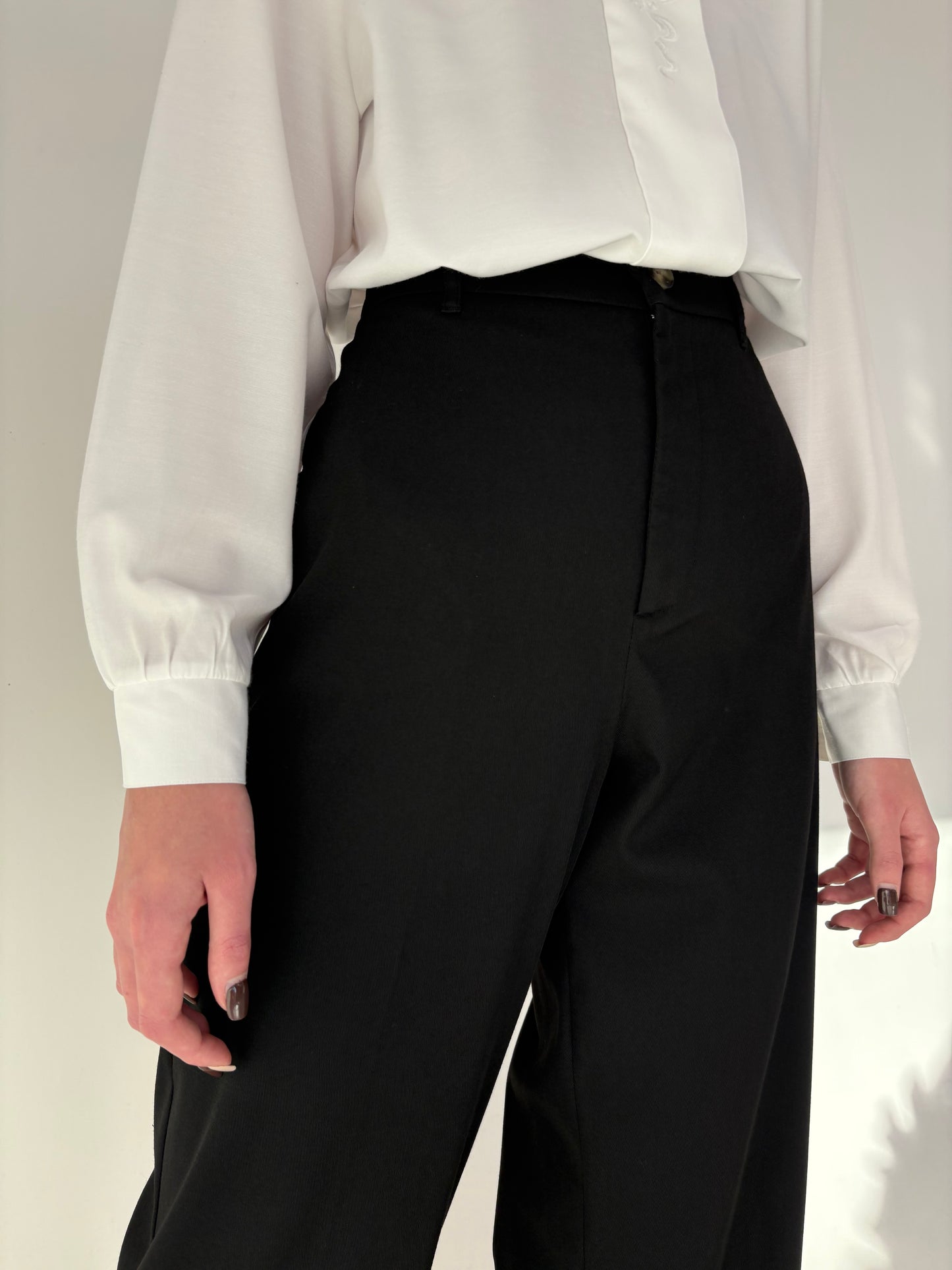 Pantaloni negri palazzo petite cu talie ultra înaltă din stofă de lana confort