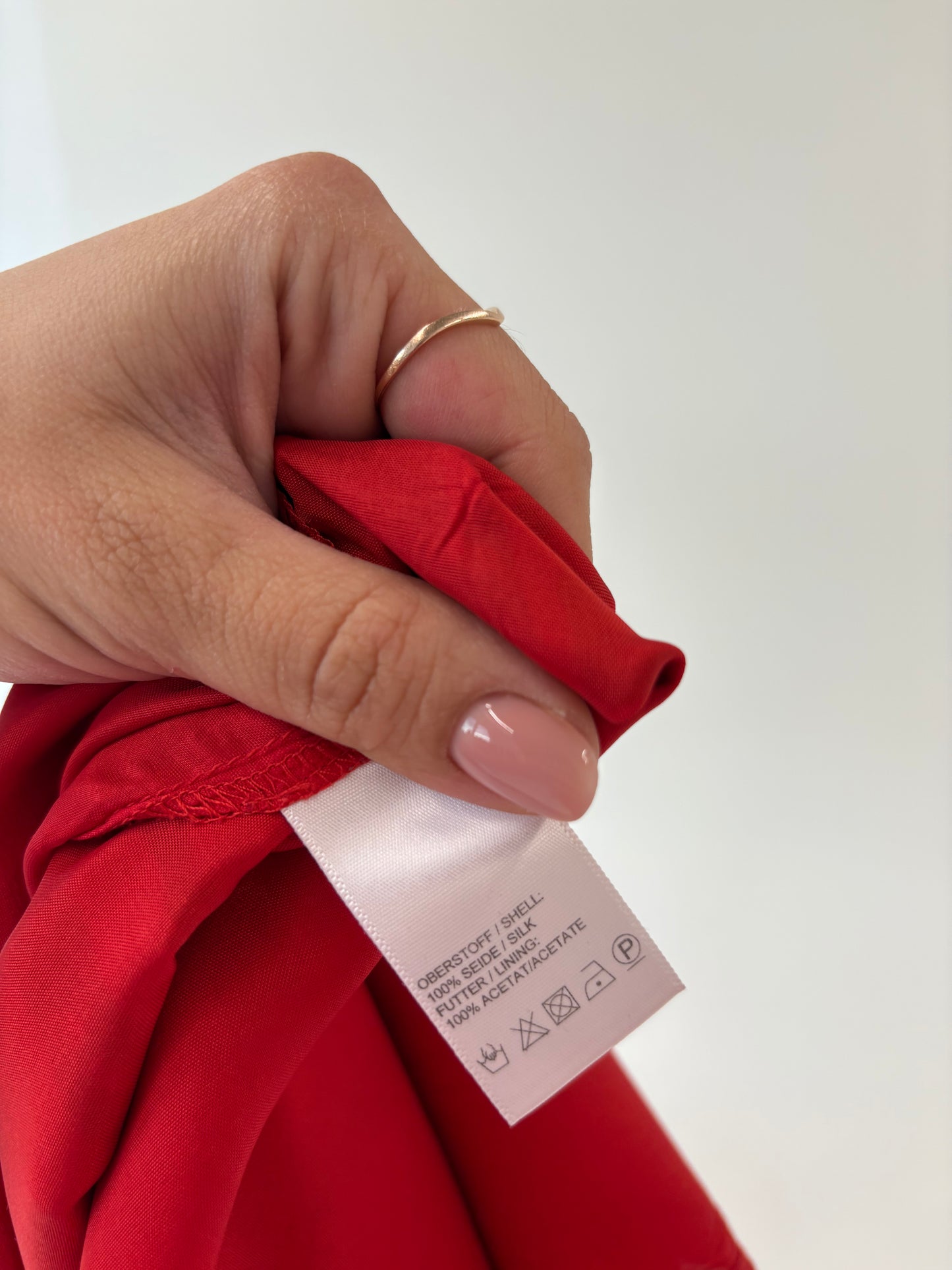 Rochie în croi lejer din mătase naturală cu print ca pictat