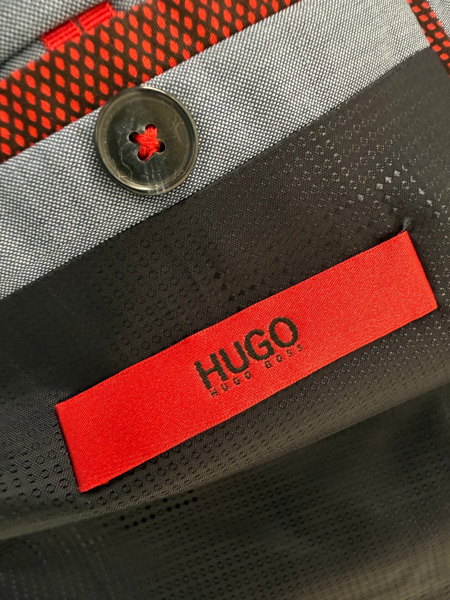 Costum baby blue Hugo Boss din stofita de primăvară vară