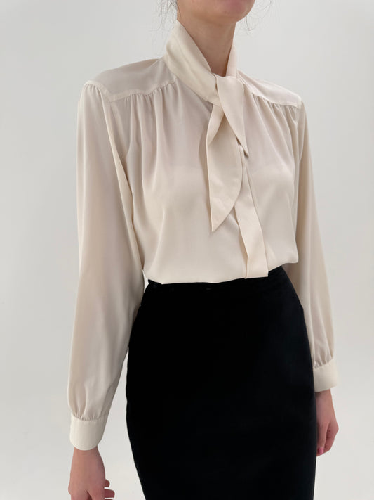 Cămașa vintage Max Mara din mix de mătase naturală cu panglică la gât