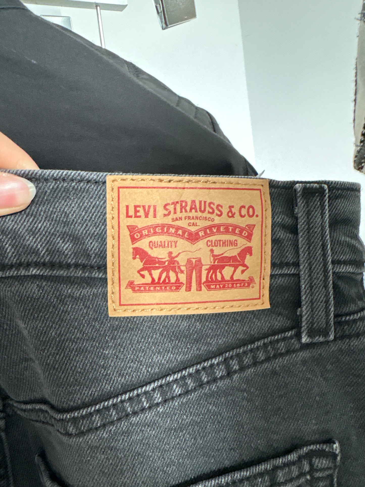 Jeans Levi’s Ribcage straight ankle modelatori cu talie ultra înaltă