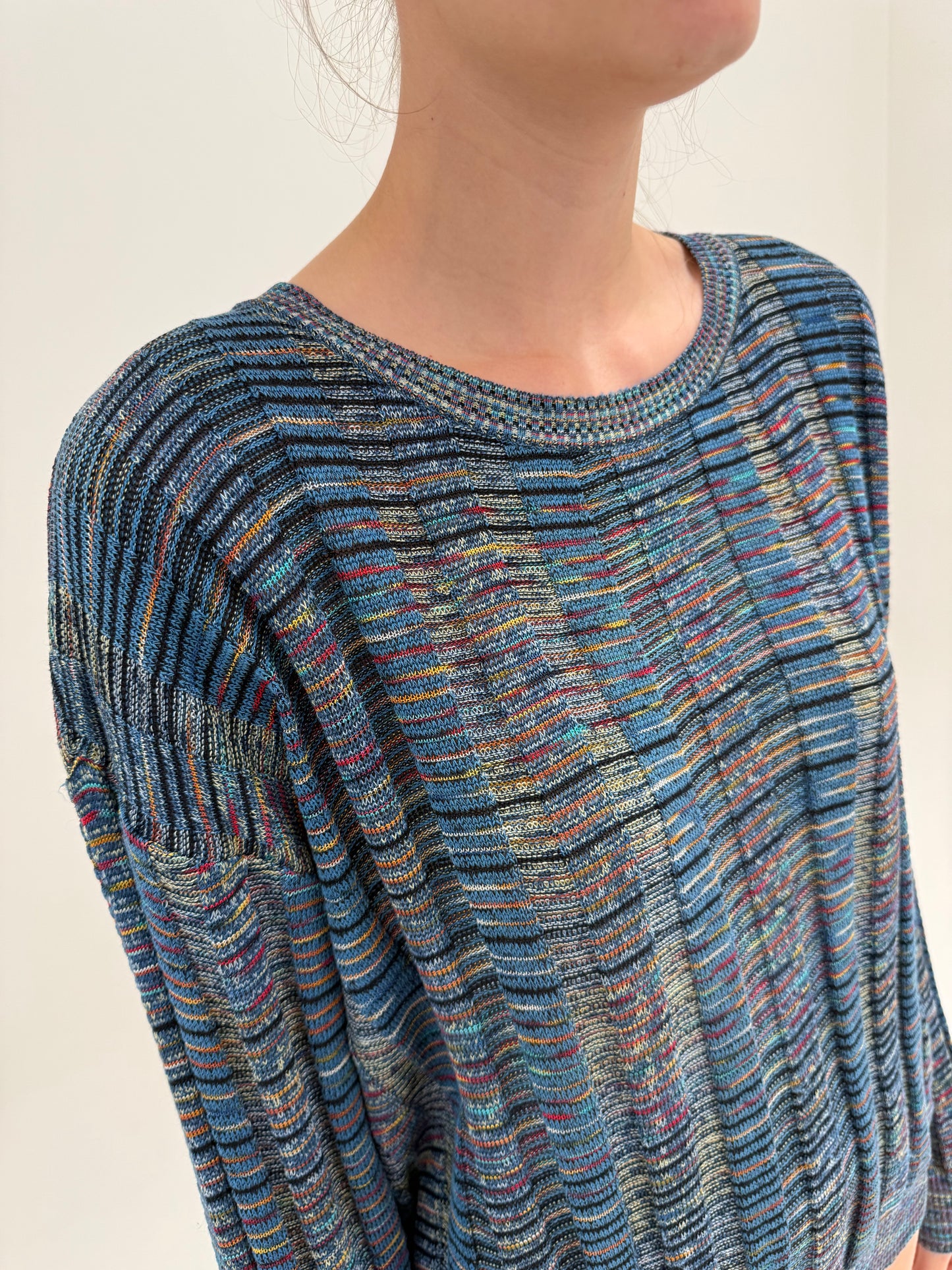 Soft knit Missoni de vară din tricot specific brandului în croi lejer