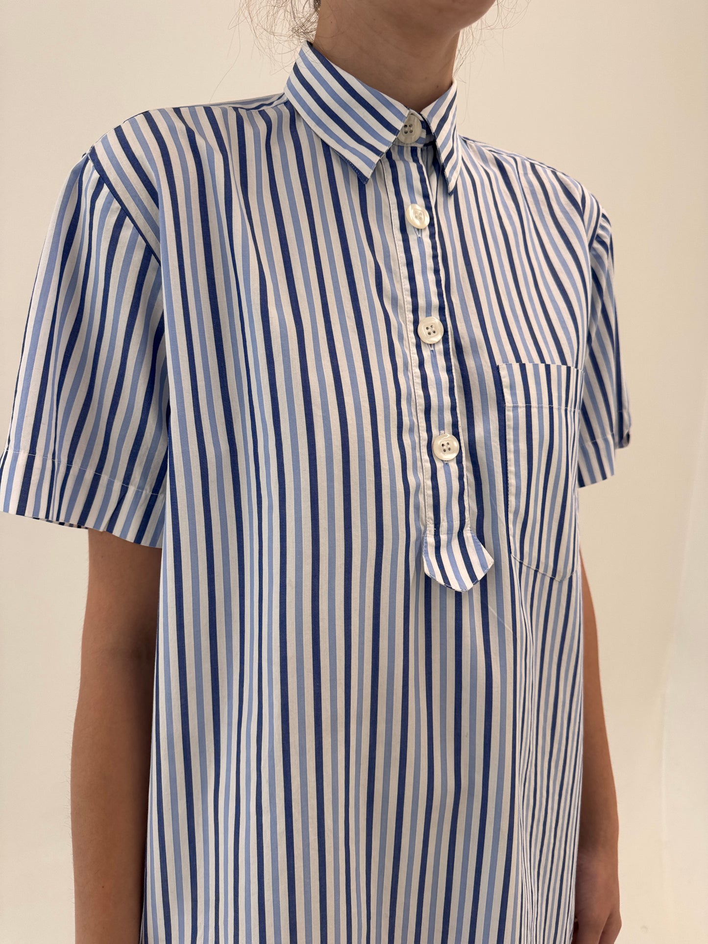 Rochia de designer italian în dungi din poplin excepțional de bumbac
