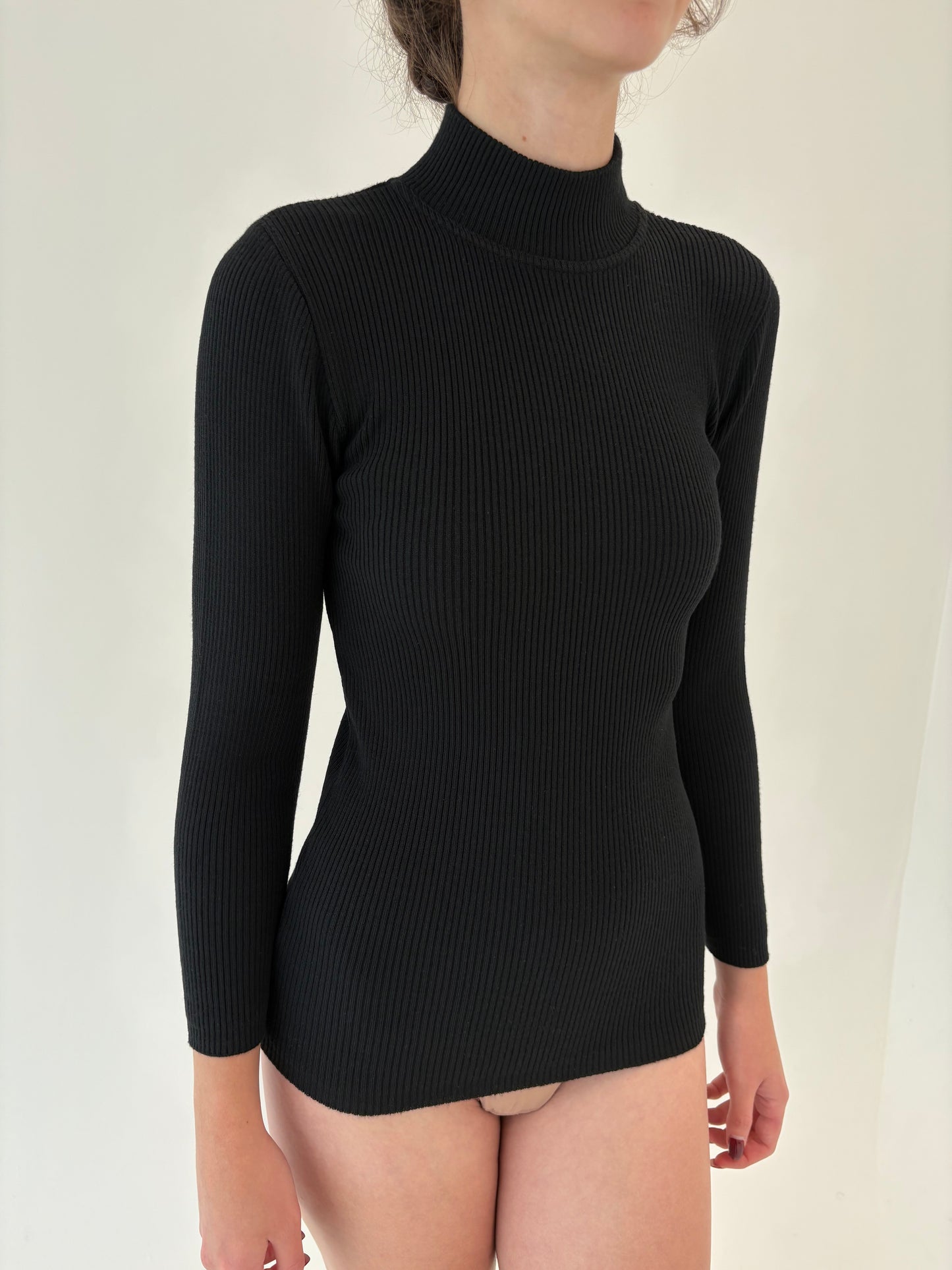 Maleta neagră italiană din lana extrafina ribbed