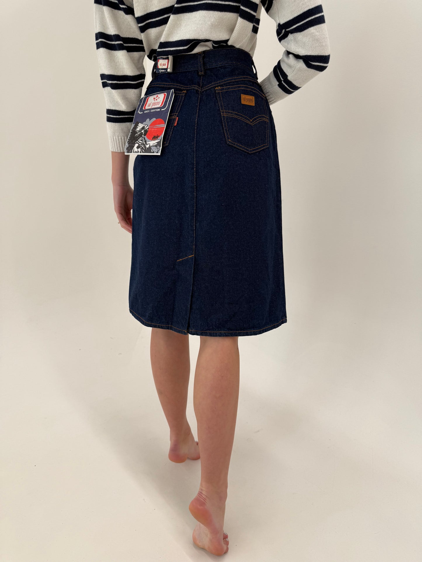 Fustă vintage nouă din jeans raw indigo wash in croi A-line