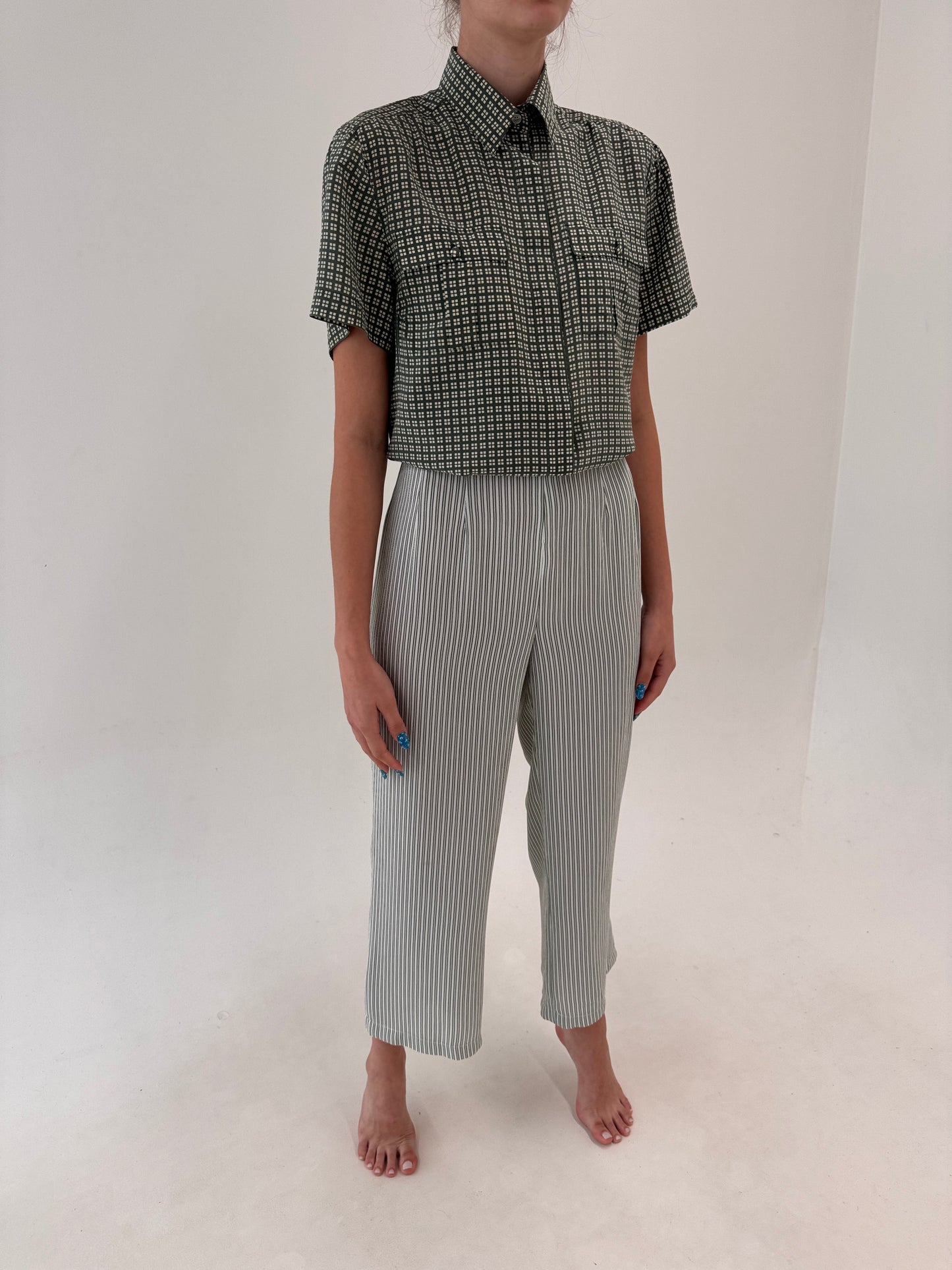 Pantaloni business de vară în dungi fine verticale Sage green