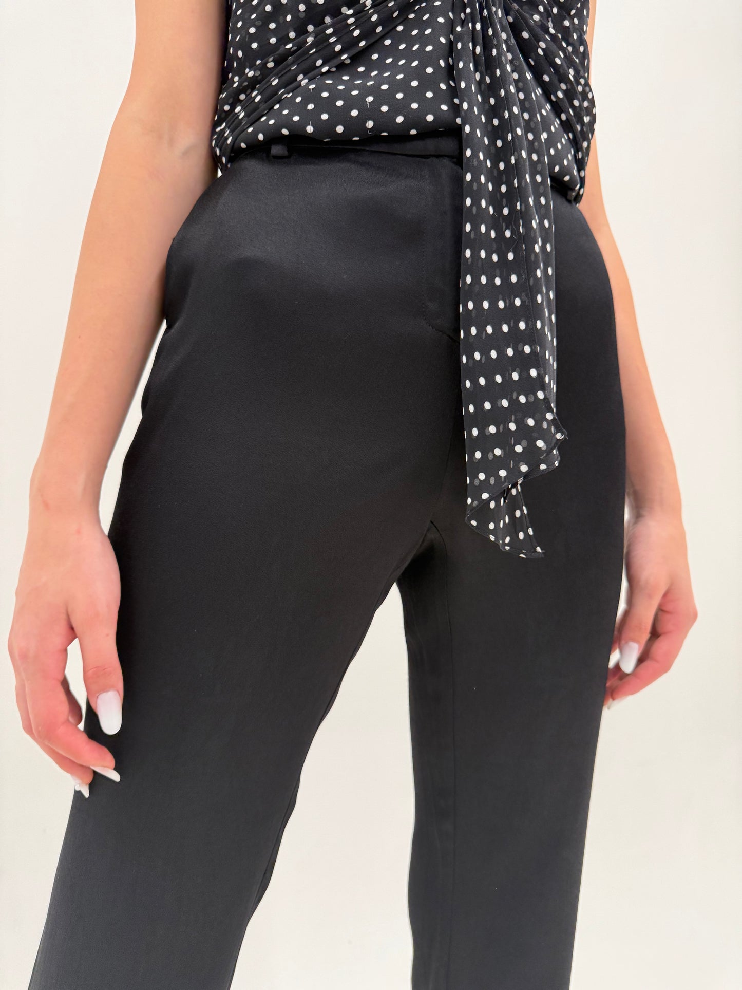 Pantaloni negri satinați Max&Co by Max Mara în croi drept de la zi la cocktail