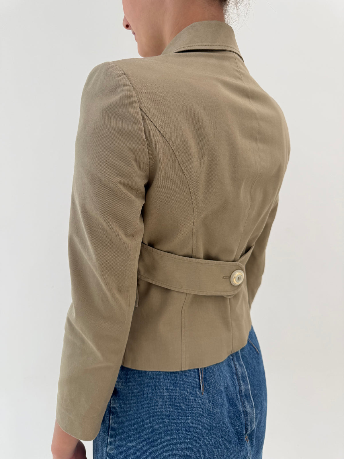 Sacou camel Petite Dolce&Gabbana cambrat din gabardină plină de bumbac