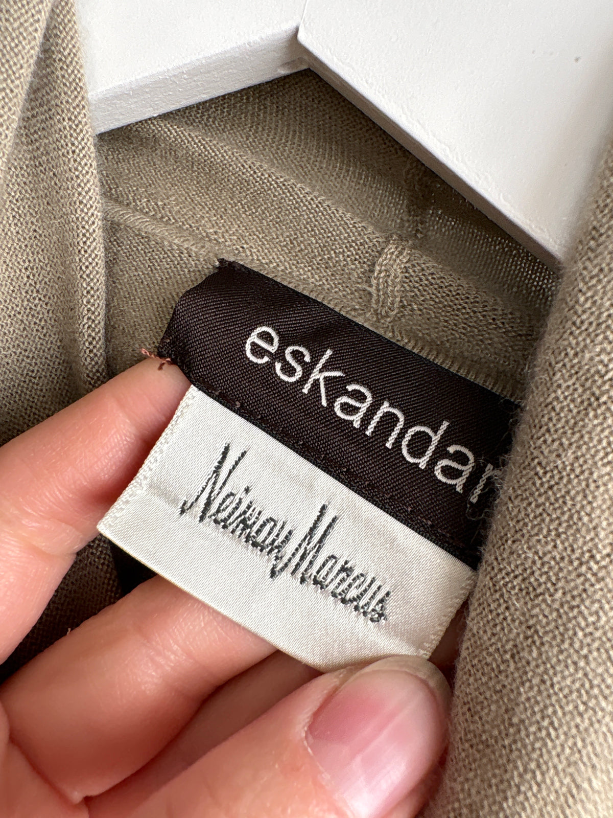 Maleta Sage green din cașmir excepțional subțire în croi oversized