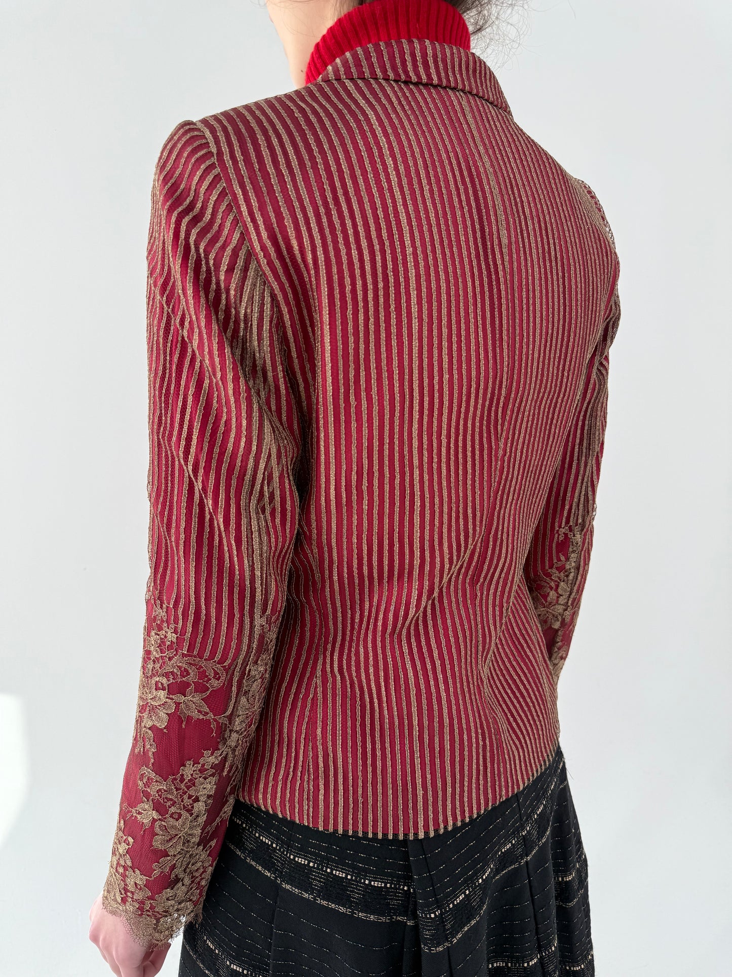 Sacou ultra luxury prețios Talbot Runhof cu bază de mătase și dantelă chantily