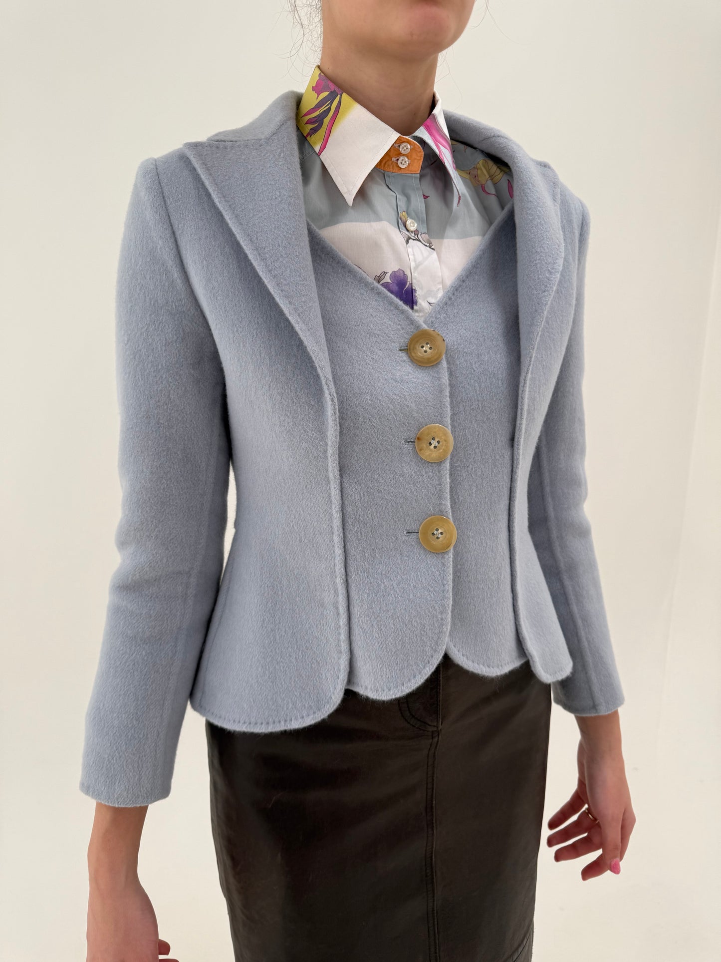 Sacou vintage John Galliano baby Blue de colecție ultra cambrat