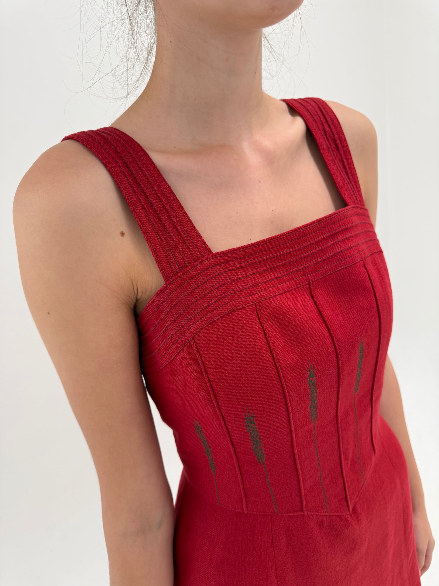 Rochie maxi dark cherry red din pânză grea de in și vascoza cu corsaj