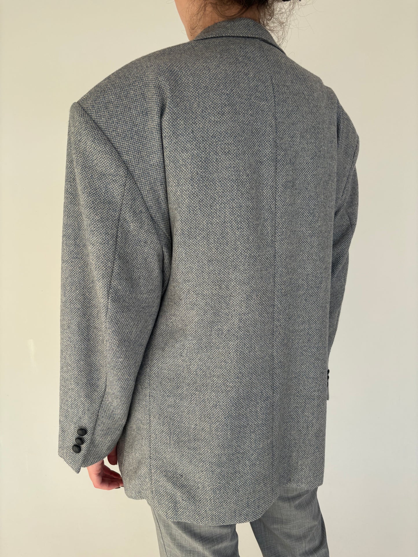 Sacou din tweed baby blue cu ivoire de lana plină pura certificată