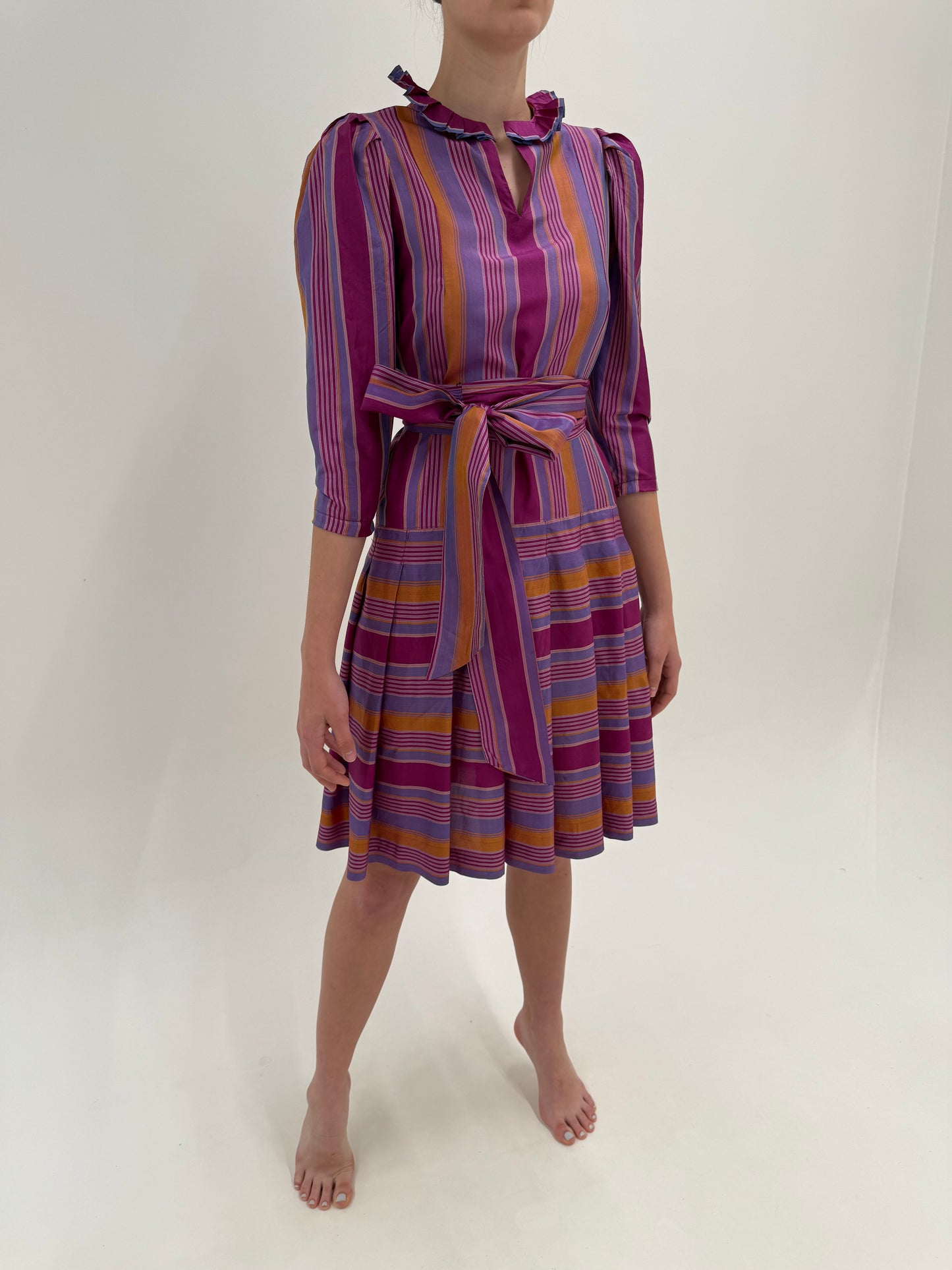 Rochie vintage din mătase naturală excepțională plină în culori tari