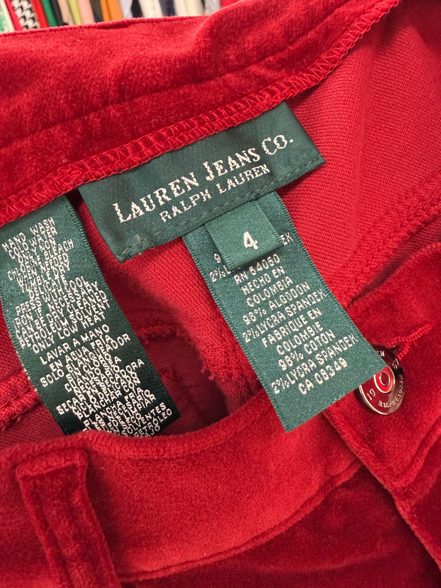 Pantaloni evazati cherry red Ralph Lauren din catifea modelatoare