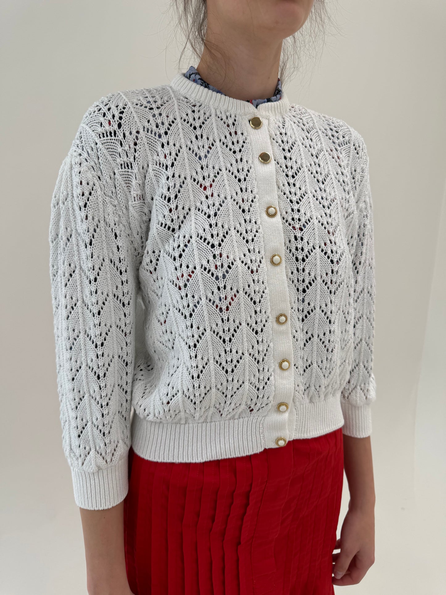 Cardigan vintage din bumbac dantelat exceptional cu nasturi aurii