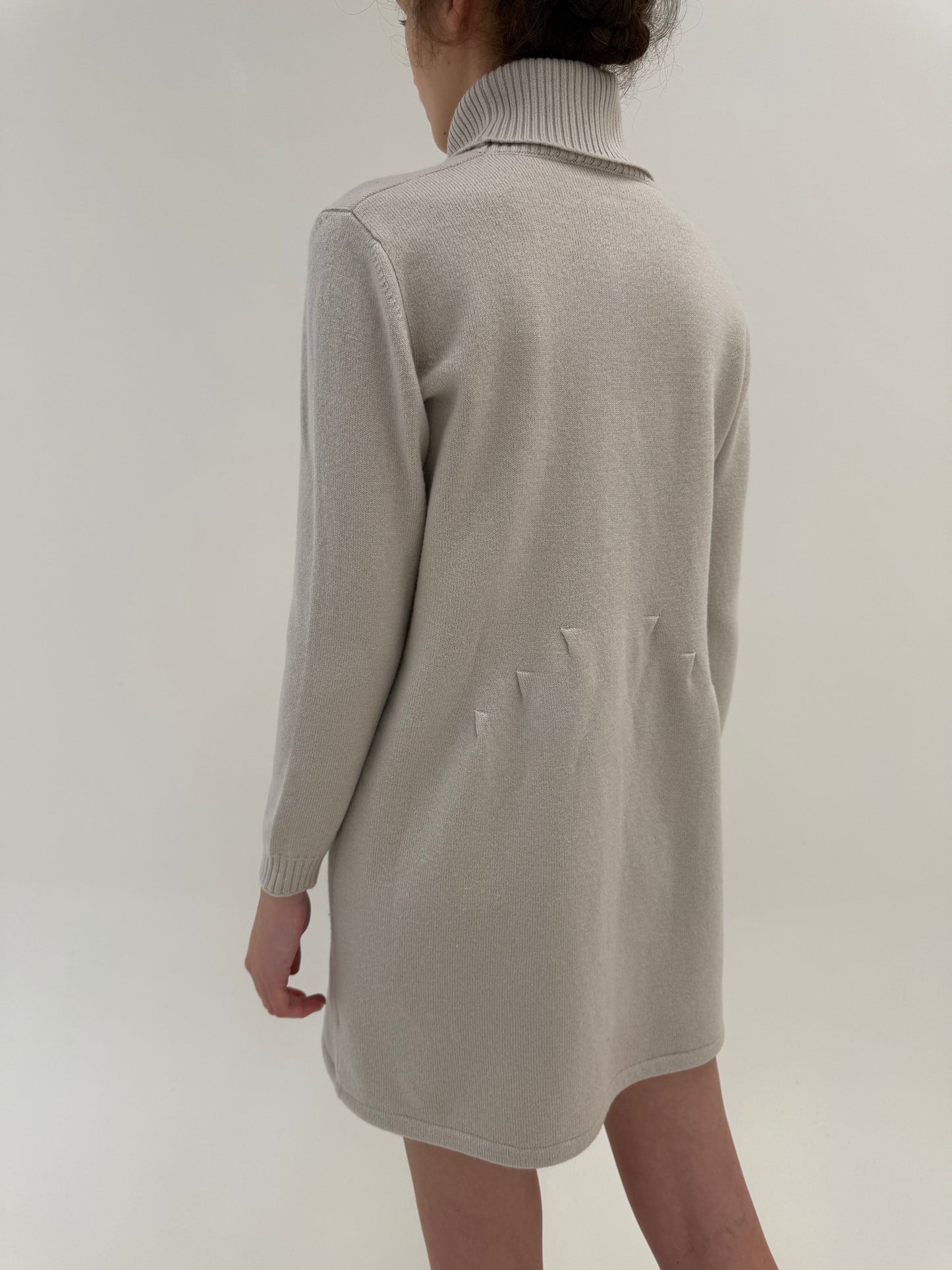 Rochie high end italiană din lana merino extrafina de gramaj mare off white