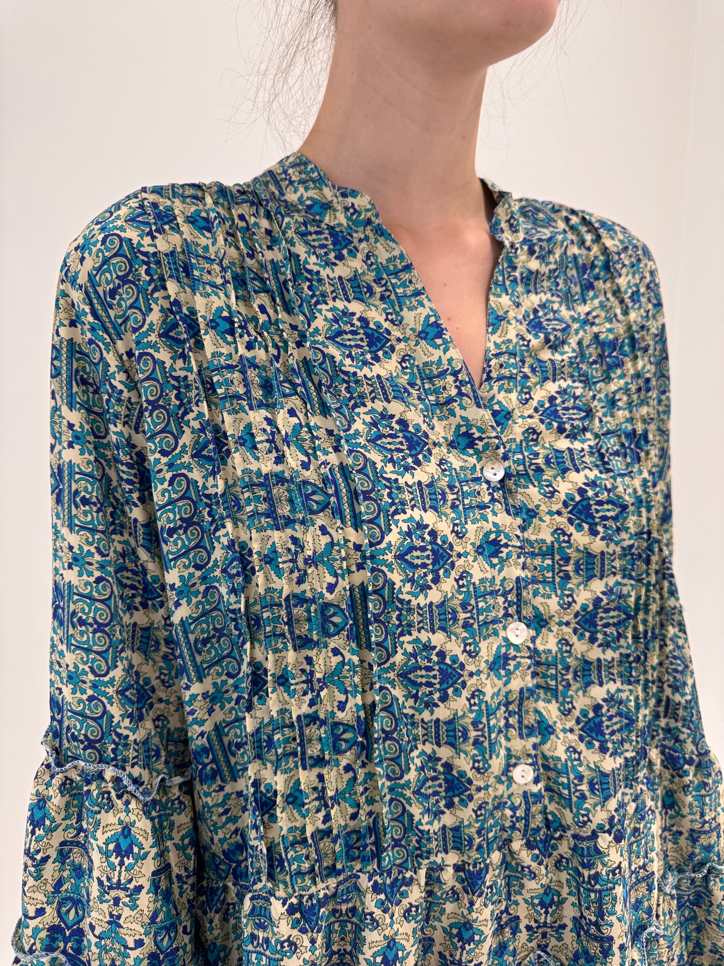 Rochie boho din mătase naturală în culori tari și croi lejer