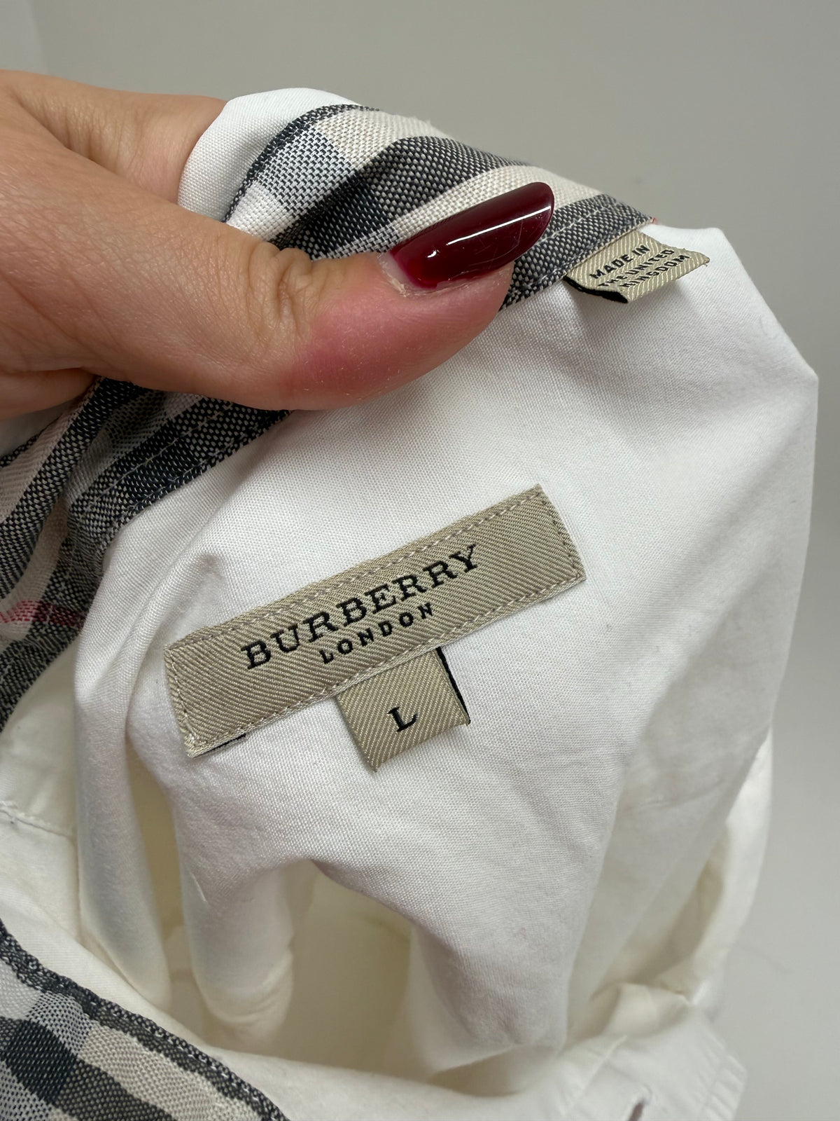 Cămașa Burberry în croi clasic cu manșete cu print specific brandului