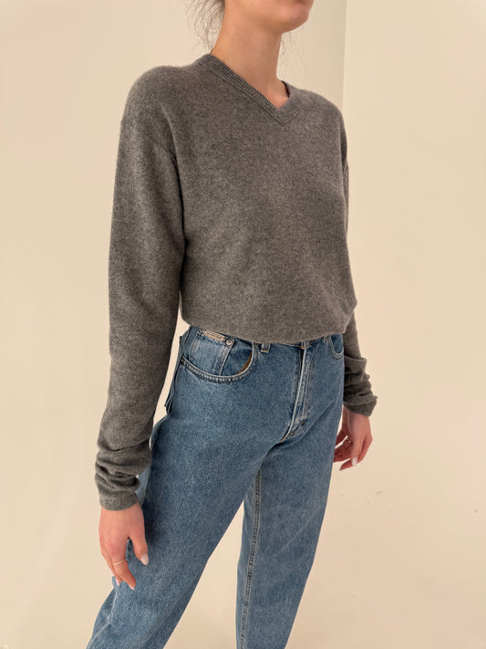 Pulover tall DKNY din cașmir în anchior pebble gray