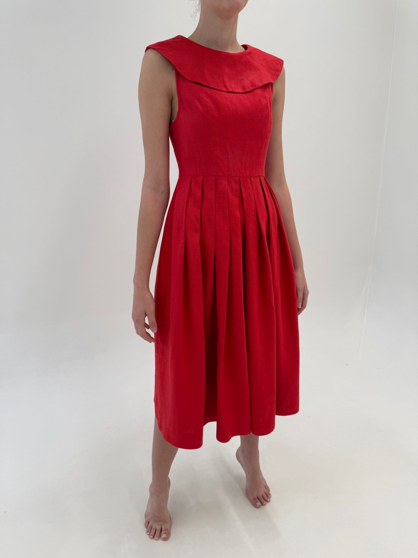Rochie vintage din panza de in cu corsaj și guler supradimensionat