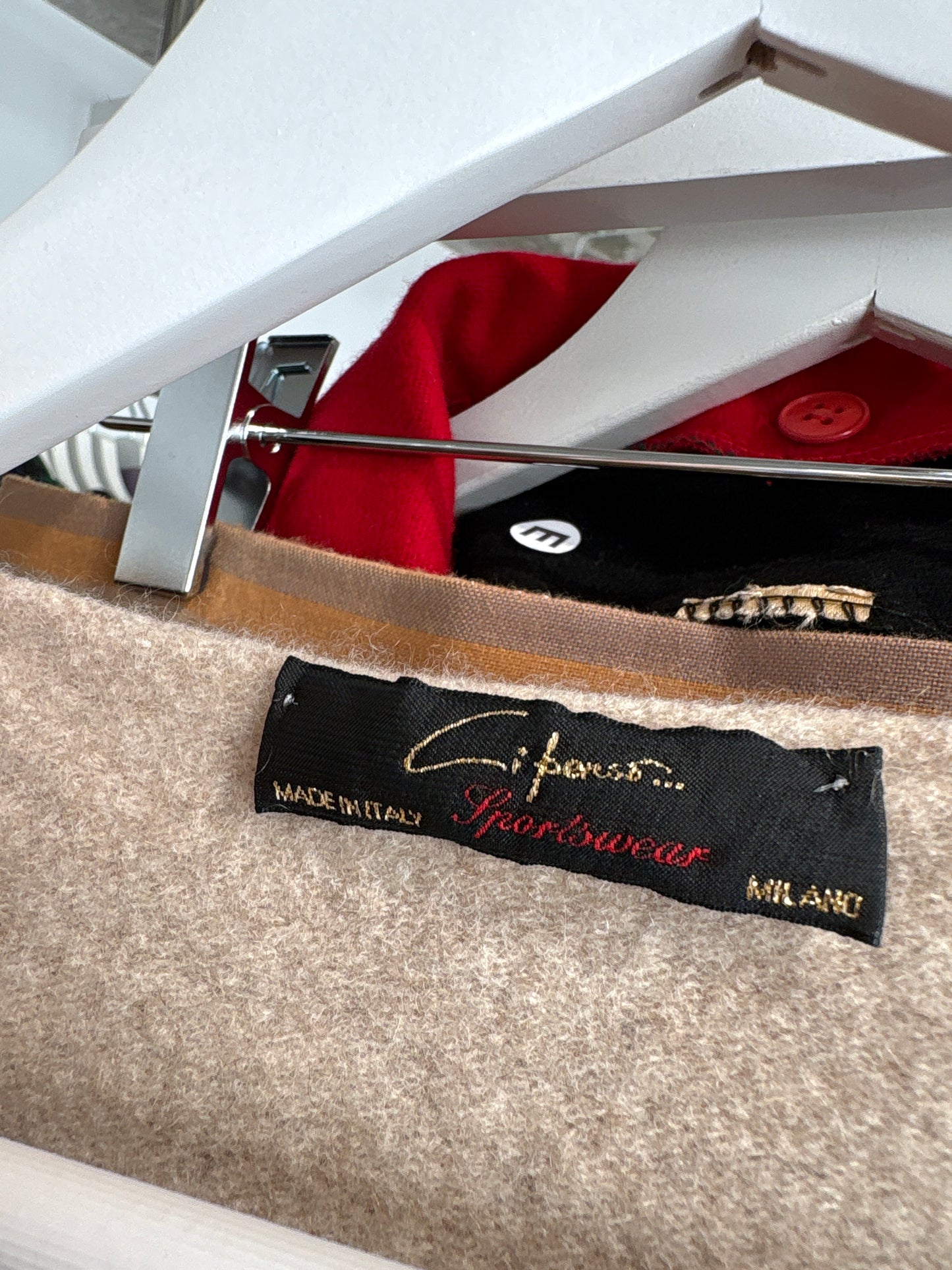 Pulover din cașmir nude high end italian cambrat petite