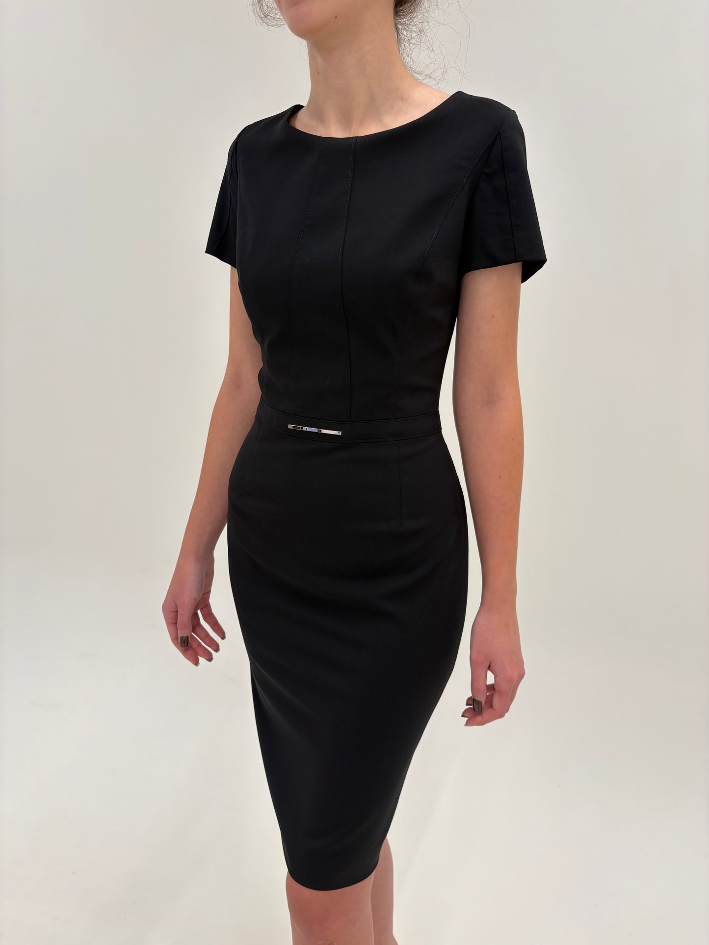 LBD Hugo Boss de la Business la cocktail