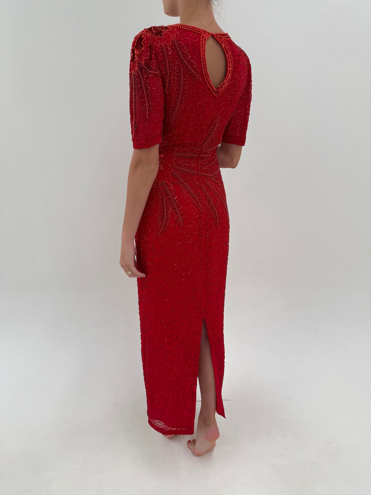 Rochie maxi integral cu aplicații manuale din mătase naturală cherry red