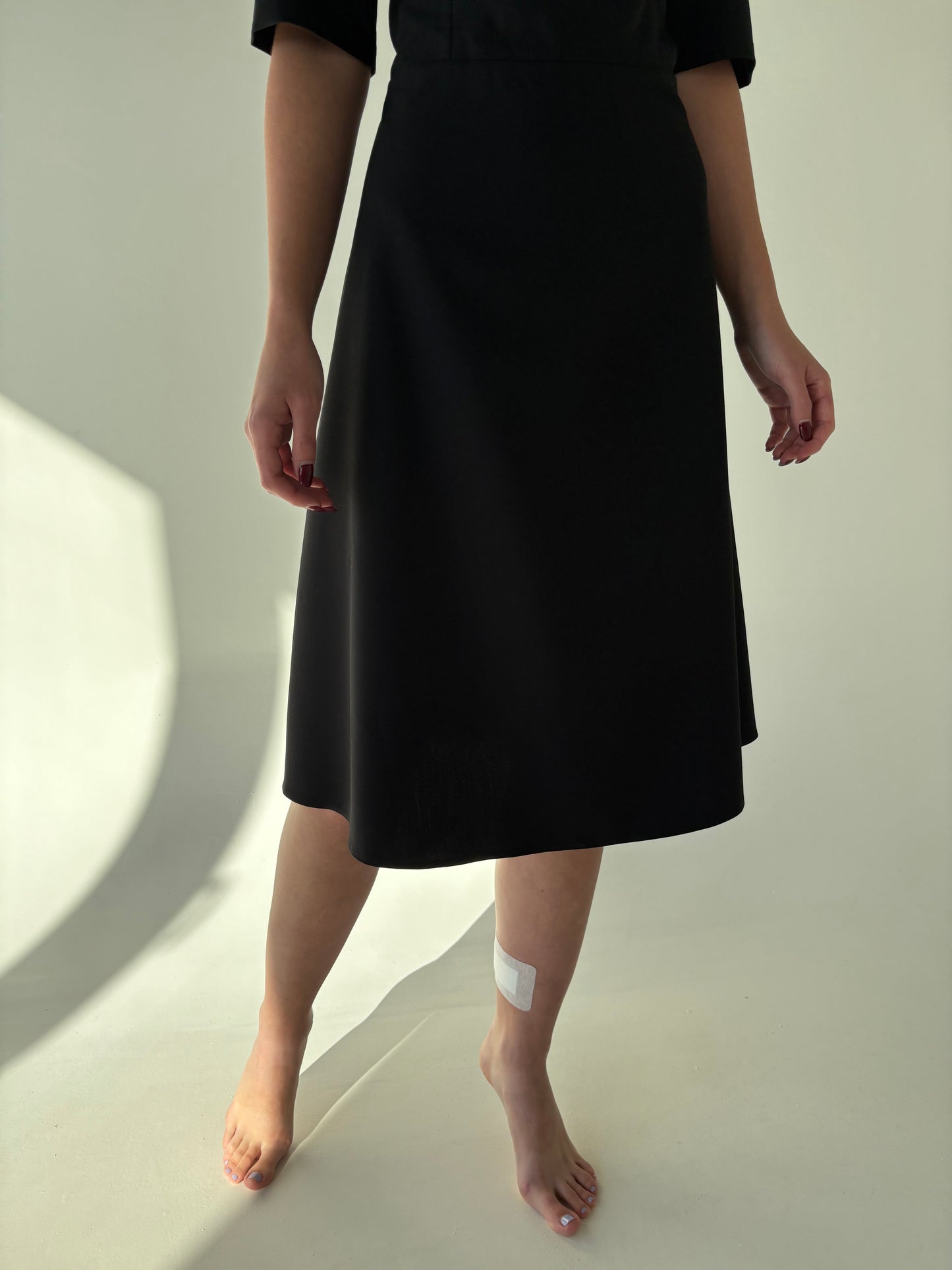 LBD ușor modelator de la business la seara cu talie marcată