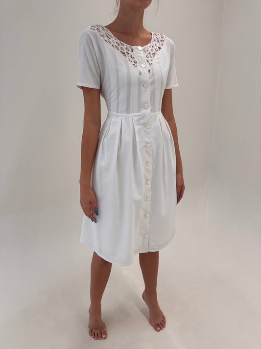 Rochie vintage în croi de ani 50 cu macrame lucrat manual din canvas de bumbac