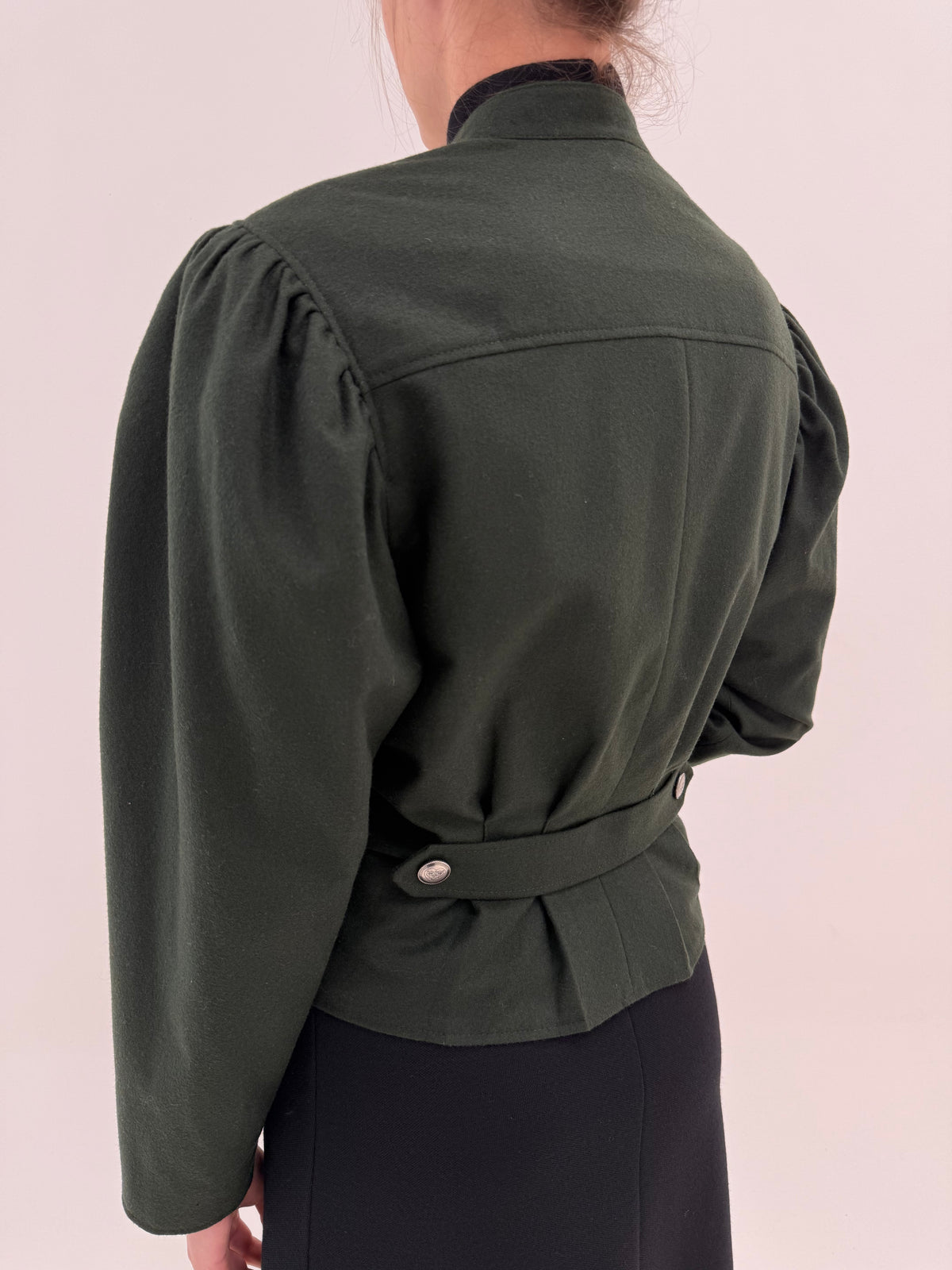 Sacou vintage ultra cambrat dark green din lana extrafina cu umeri bufanți