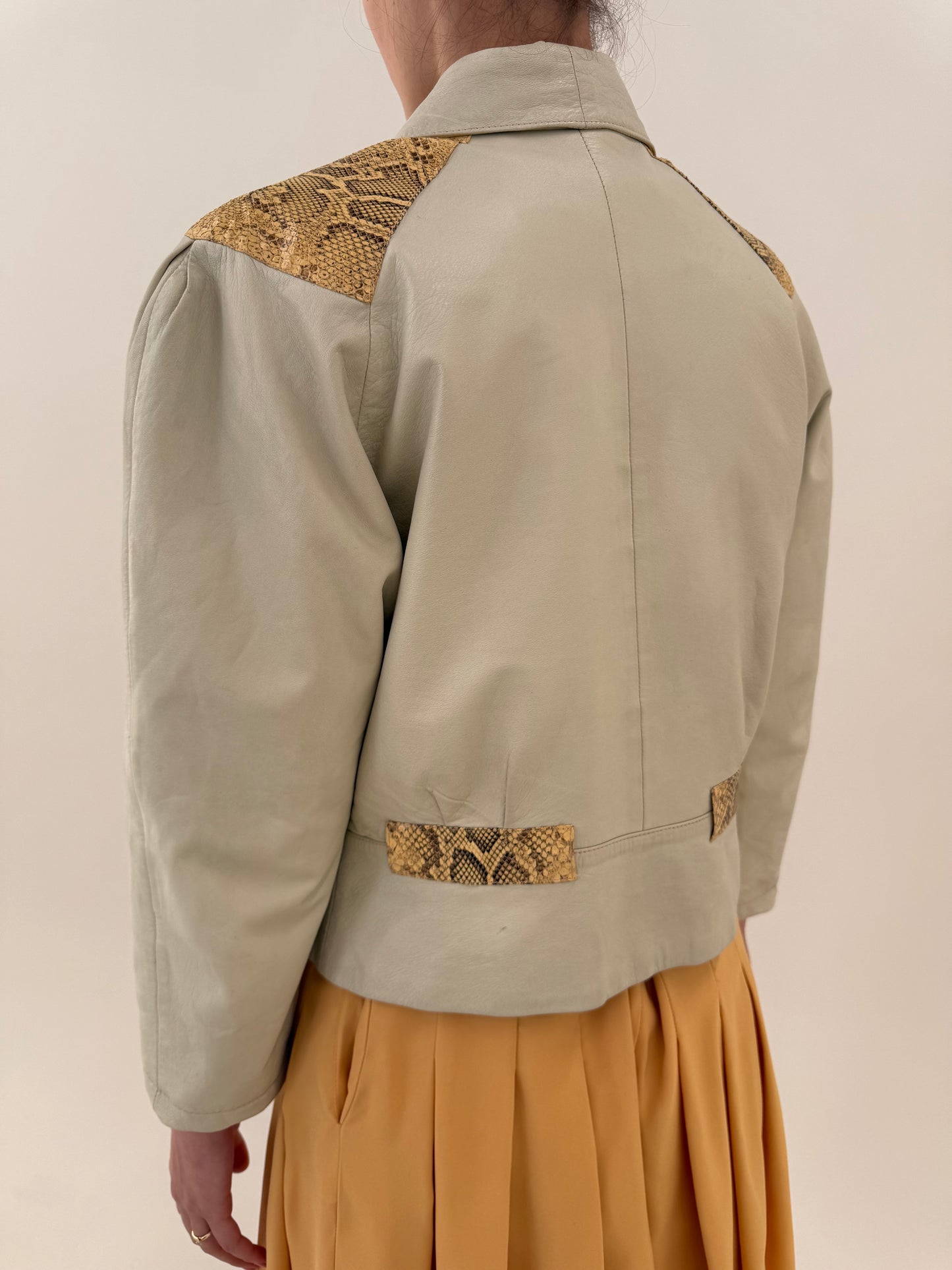 Geacă vintage din piele naturală cu inserții din piele veritabilă de șarpe