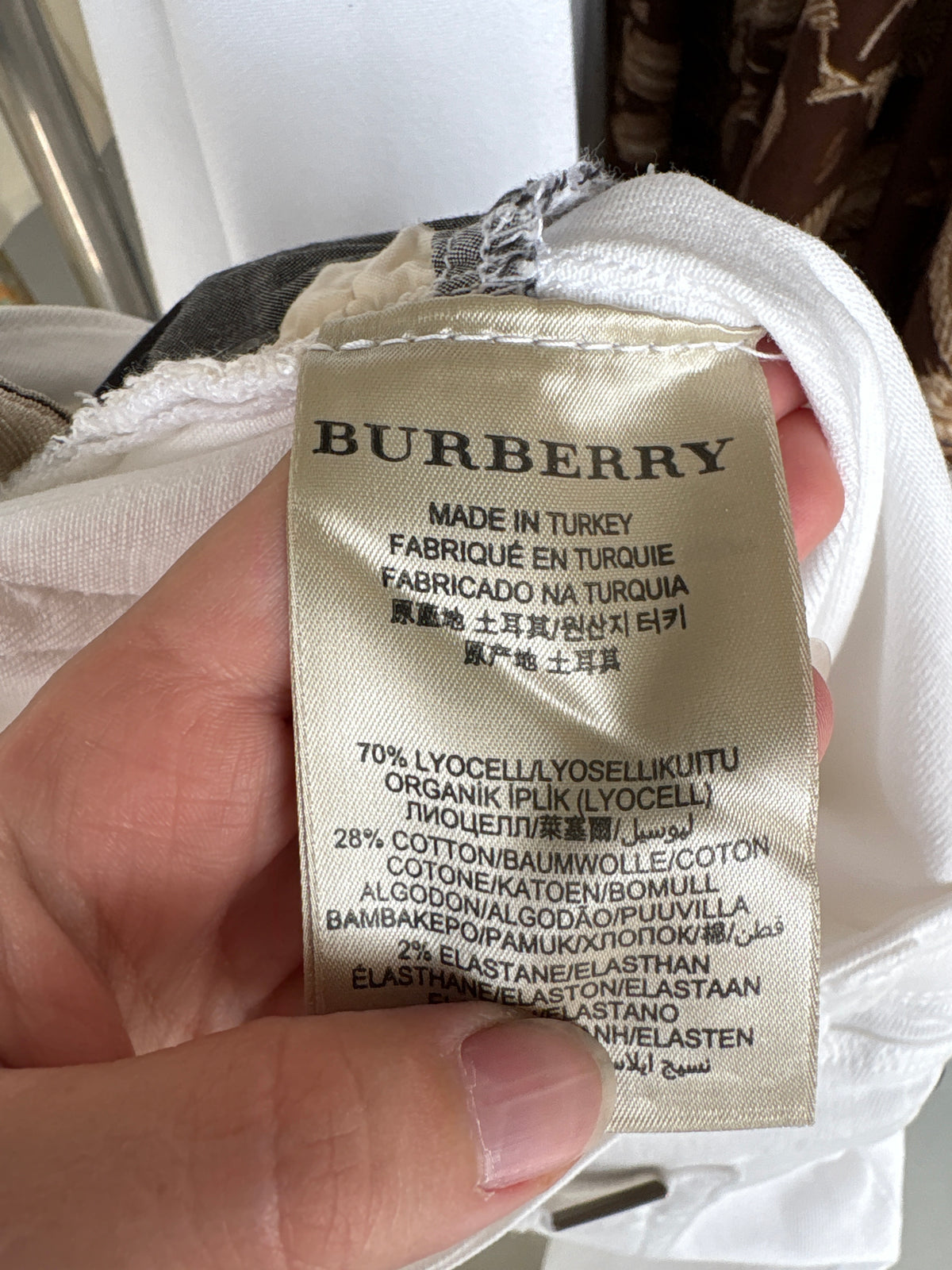 Jeans Burberry din bumbac plin modelator cu lyocell ultra confort