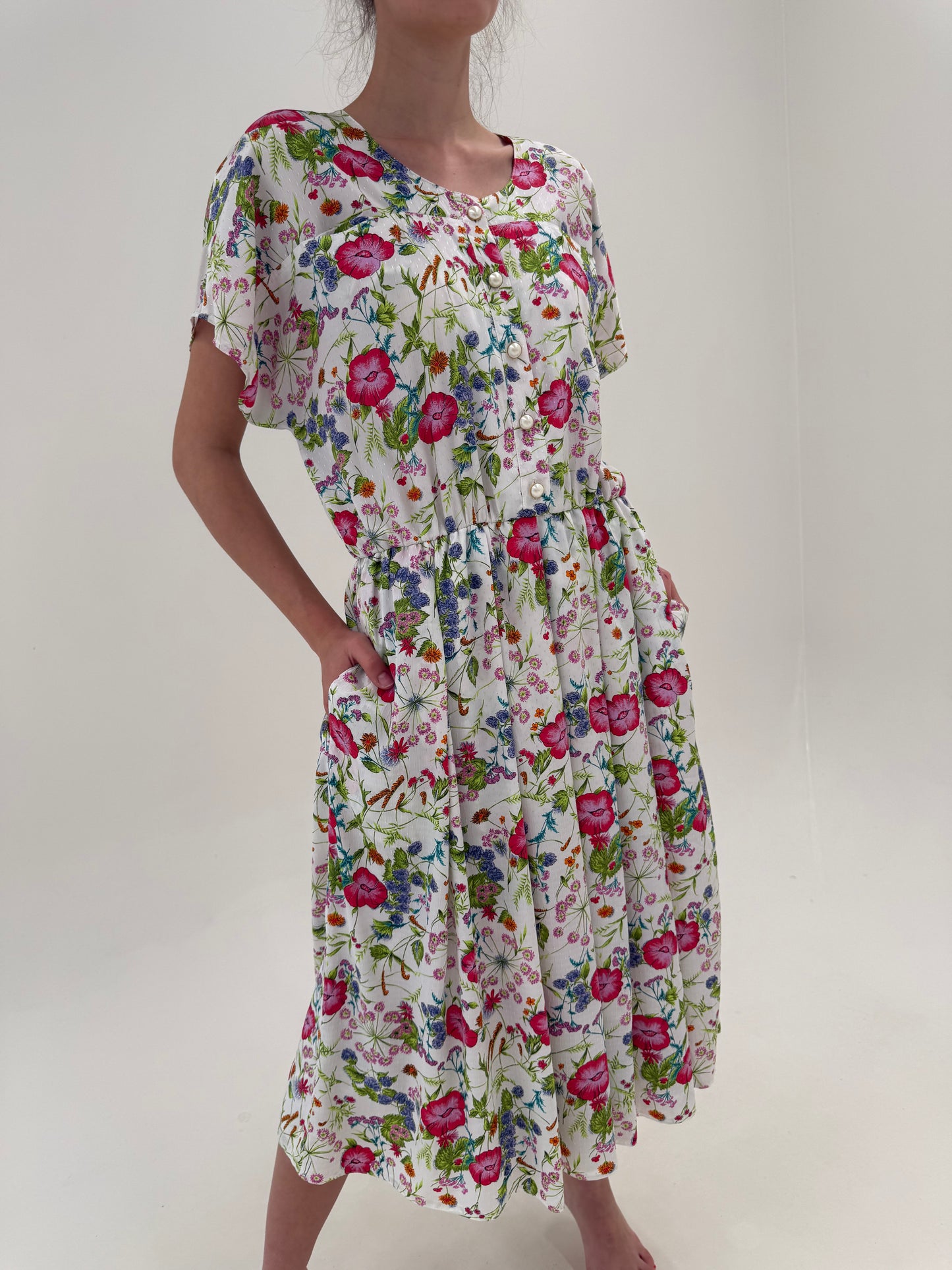Rochie cu print floral superb și buzunare cu talie elastică