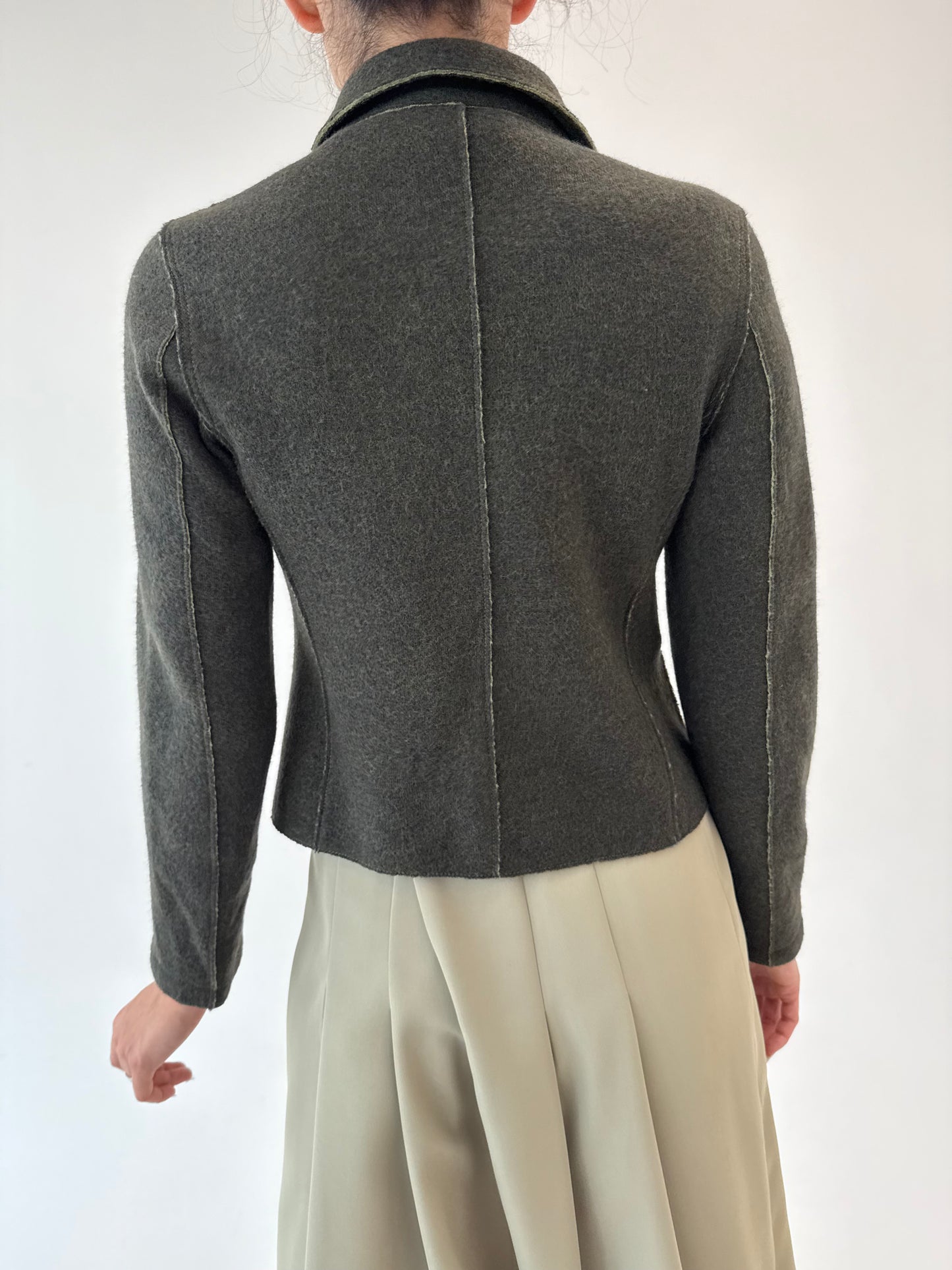 Sacou cambrat ultra confort din cel mai fin boiled wool dark forest green